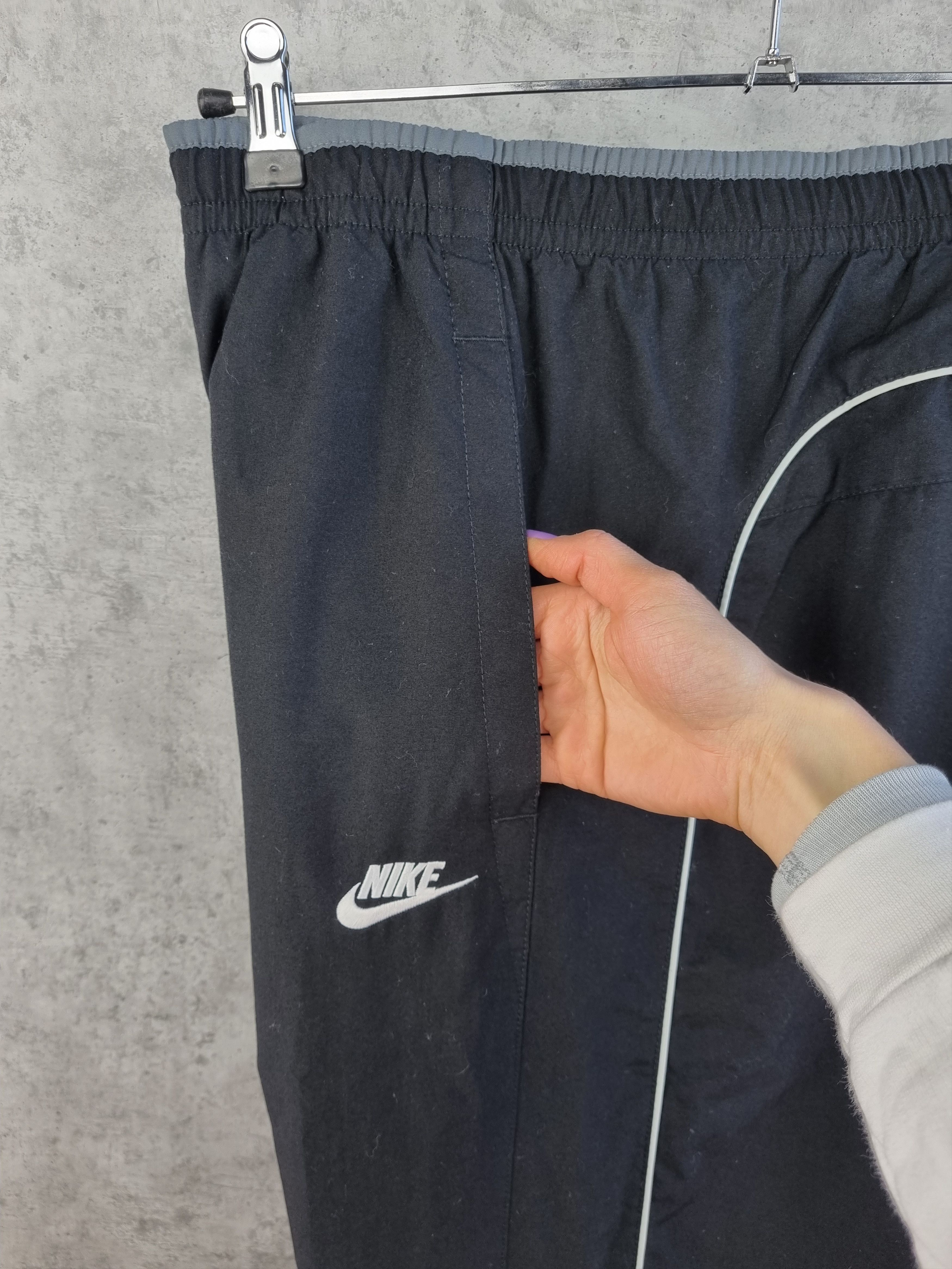 Nike × Vintage Rare Nike Swoosh Big Logo Nylon Sport Pant Size US 33 - 6 Thumbnail