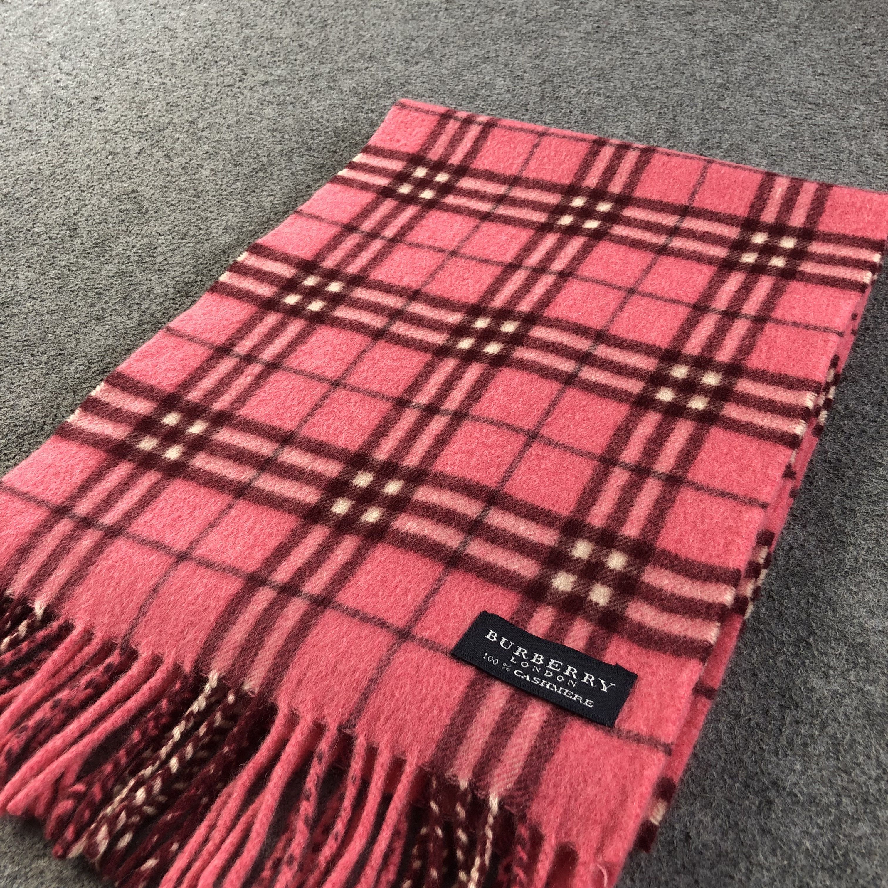 Burberry Burberry Nova Check Cashmere Scarf Muffler V1133 Size ONE SIZE - 2 Thumbnail