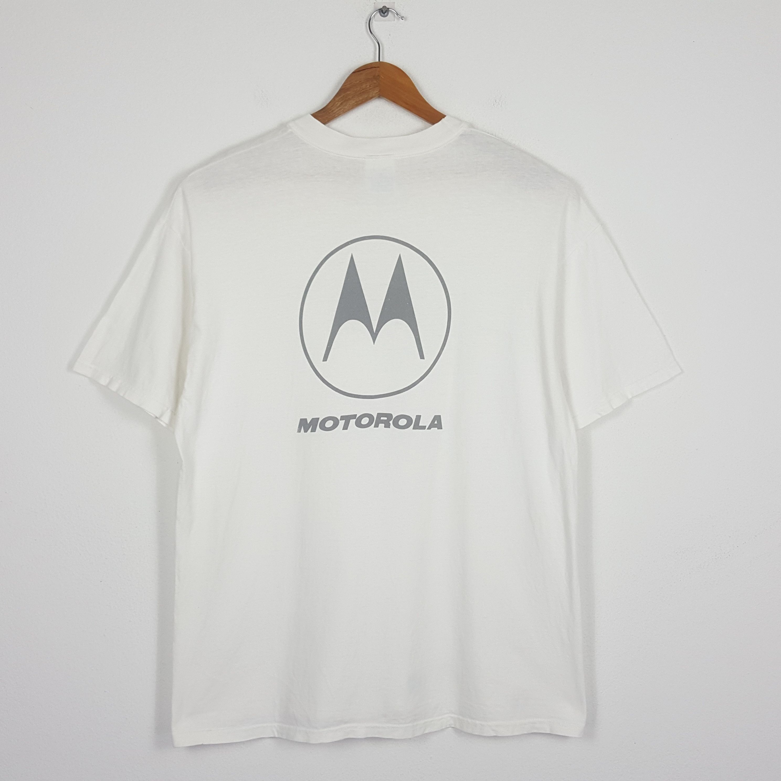 Vintage MOTOROLA Big Logo Design T-Shirt