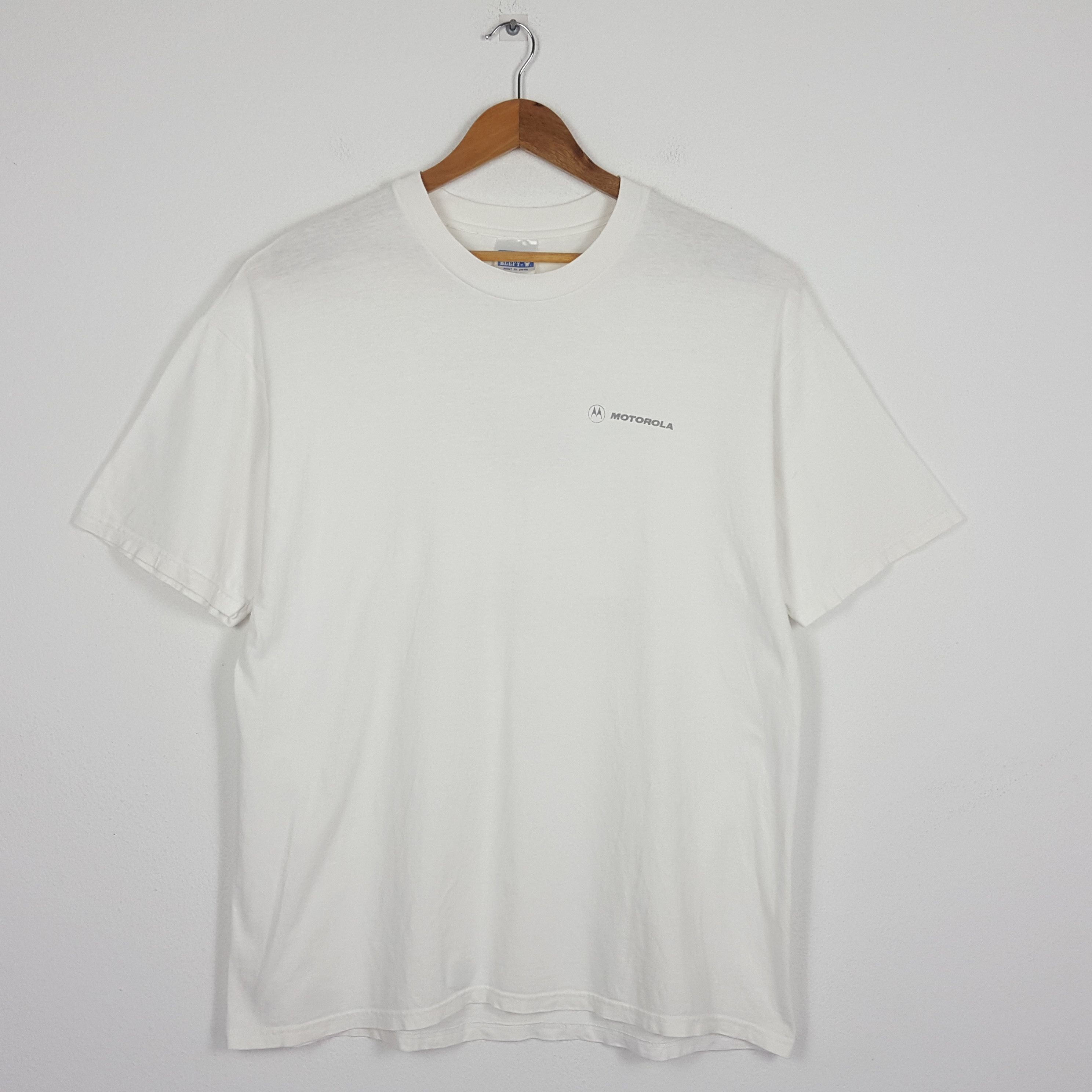 Motorola × Vintage Vintage MOTOROLA Big Logo Design T-Shirt Size US XL / EU 56 / 4 - 2 Thumbnail