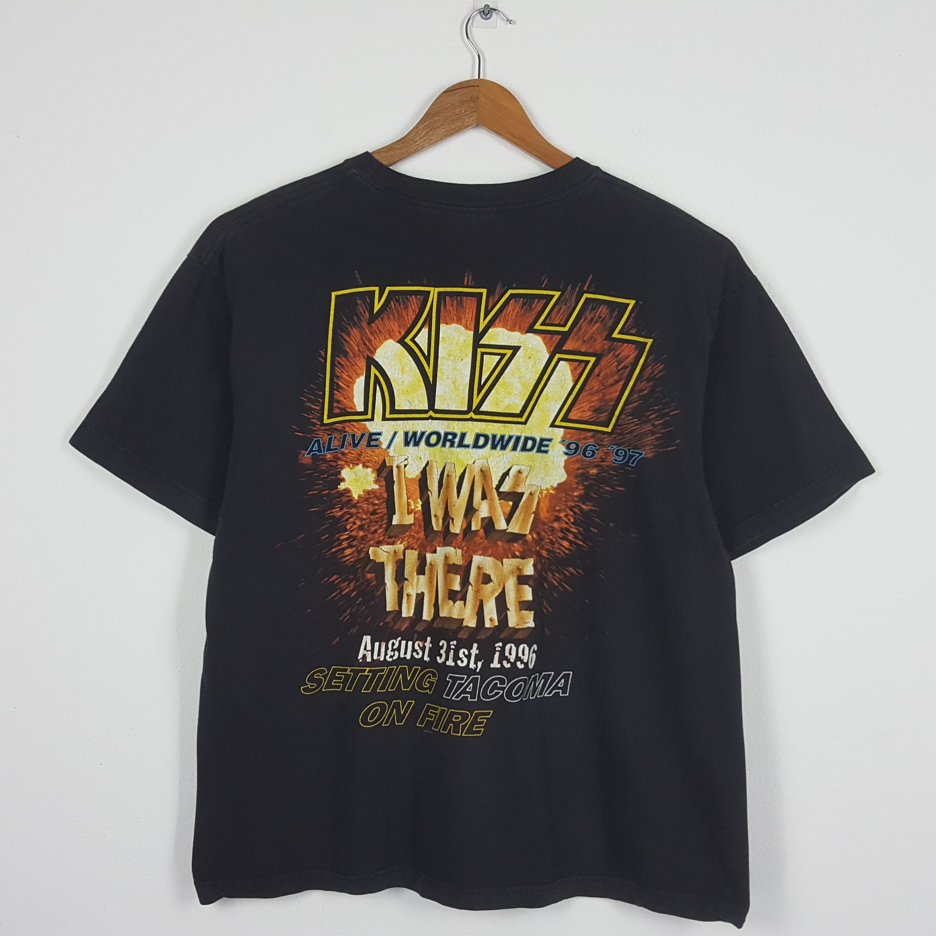 KISS × Vintage Vintage 90's KISS American Rock Band Alive Tour T-Shirt Size US XL / EU 56 / 4 - 2 Thumbnail