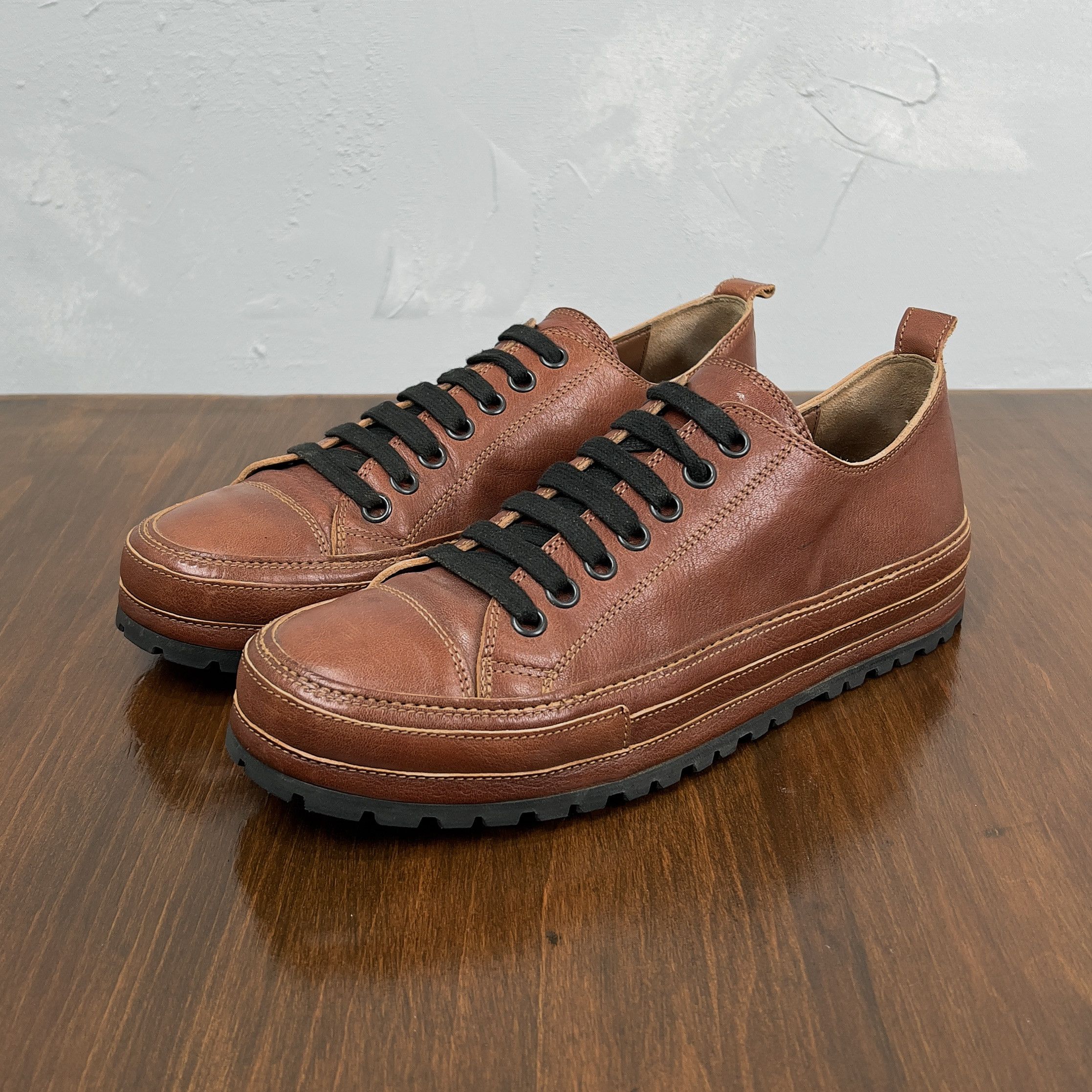 image of Ann Demeulemeester Gert Low Top Sneakers In Brown Leather, Men's (Size 10)