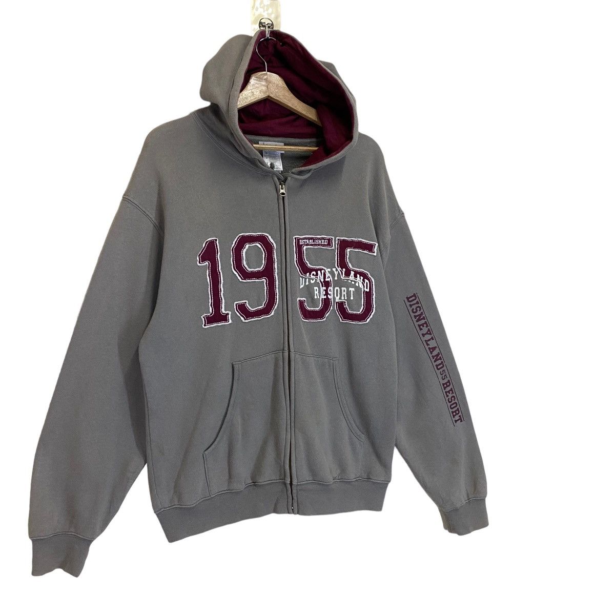 Disney × Vintage Disney Parks Authentic Big Logo Zipper Hoodie Size US M / EU 48-50 / 2 - 2 Thumbnail