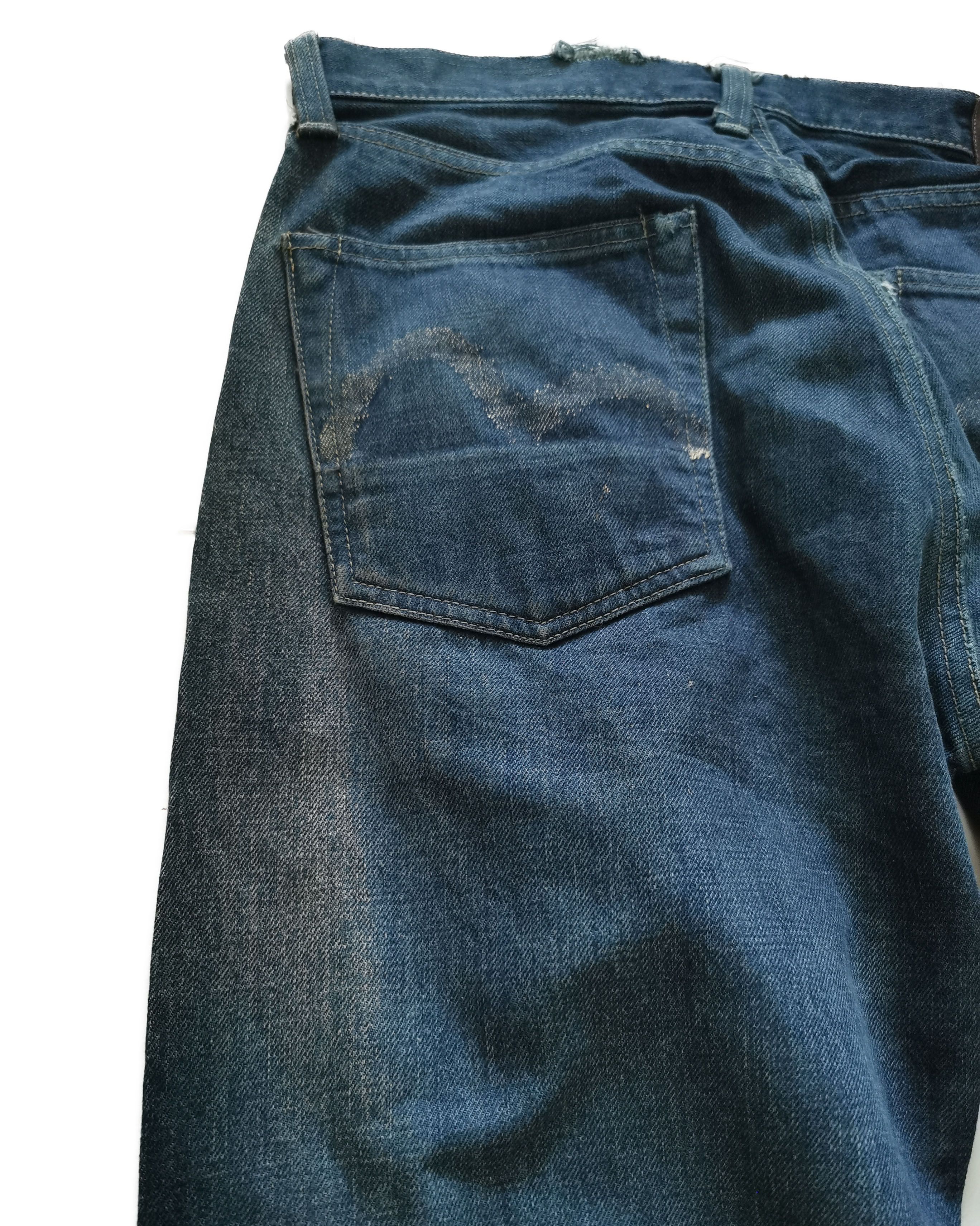 Evisu × Japanese Brand Vintage Evis Distressed Denim Re-dye Selvedge Jeans Size US 30 / EU 46 - 13 Thumbnail