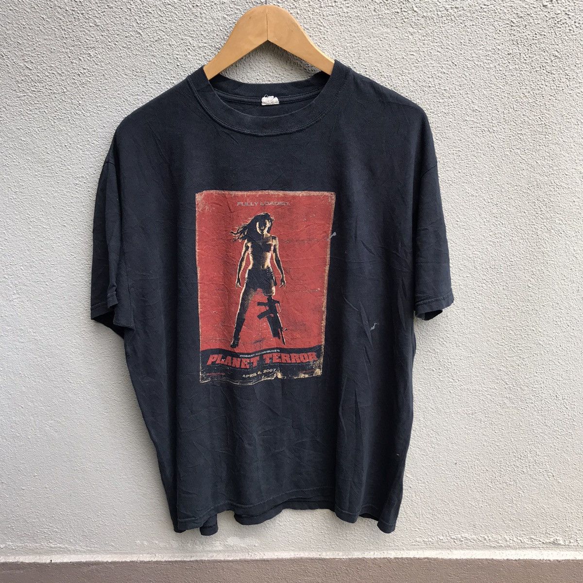 Vintage Vintage PLANET TERROR movie tee grindhouse Size US XL / EU 56 / 4 - 1 Thumbnail