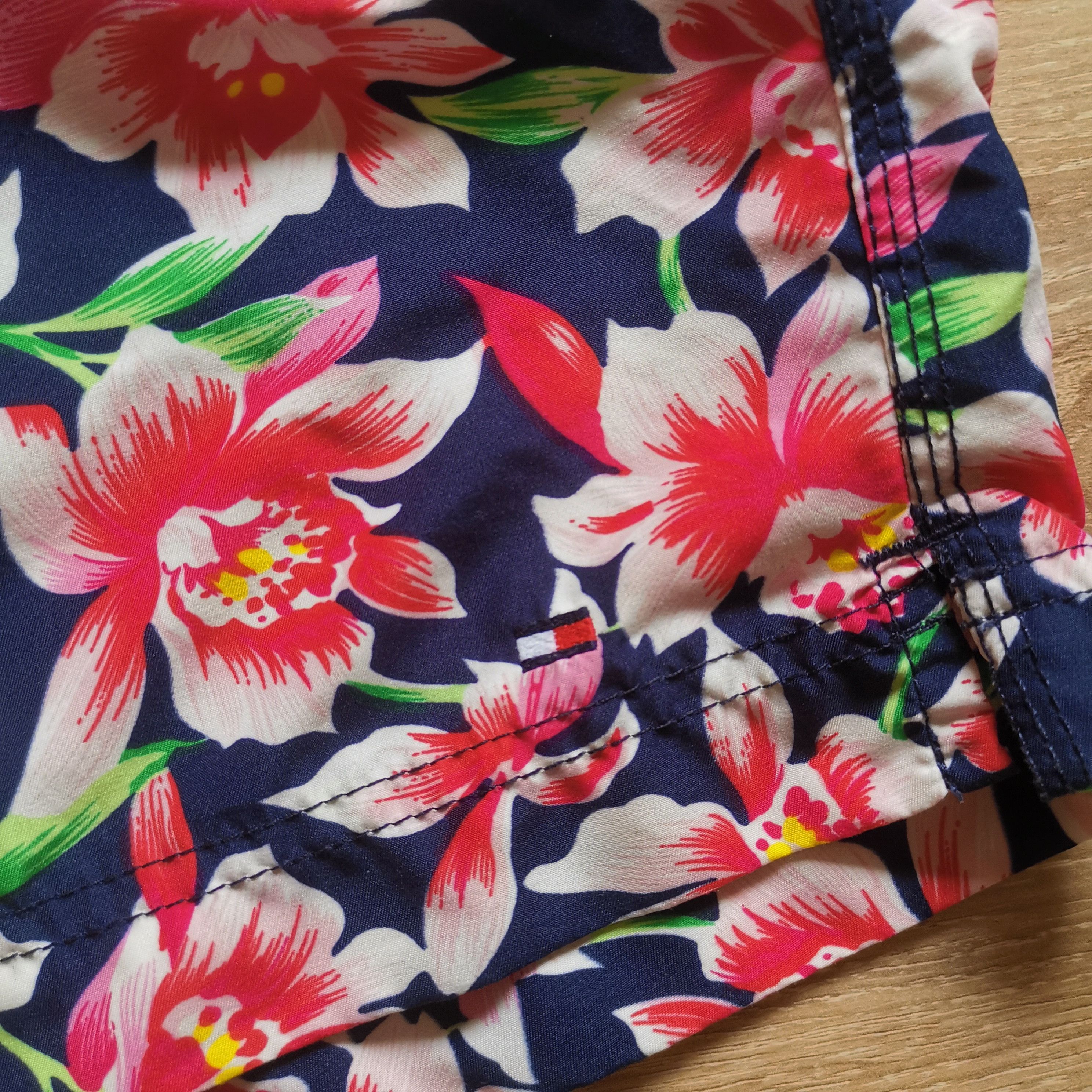 Tommy Hilfiger Tommy Hilfiger flower shorts Size US 38 / EU 54 - 4 Thumbnail