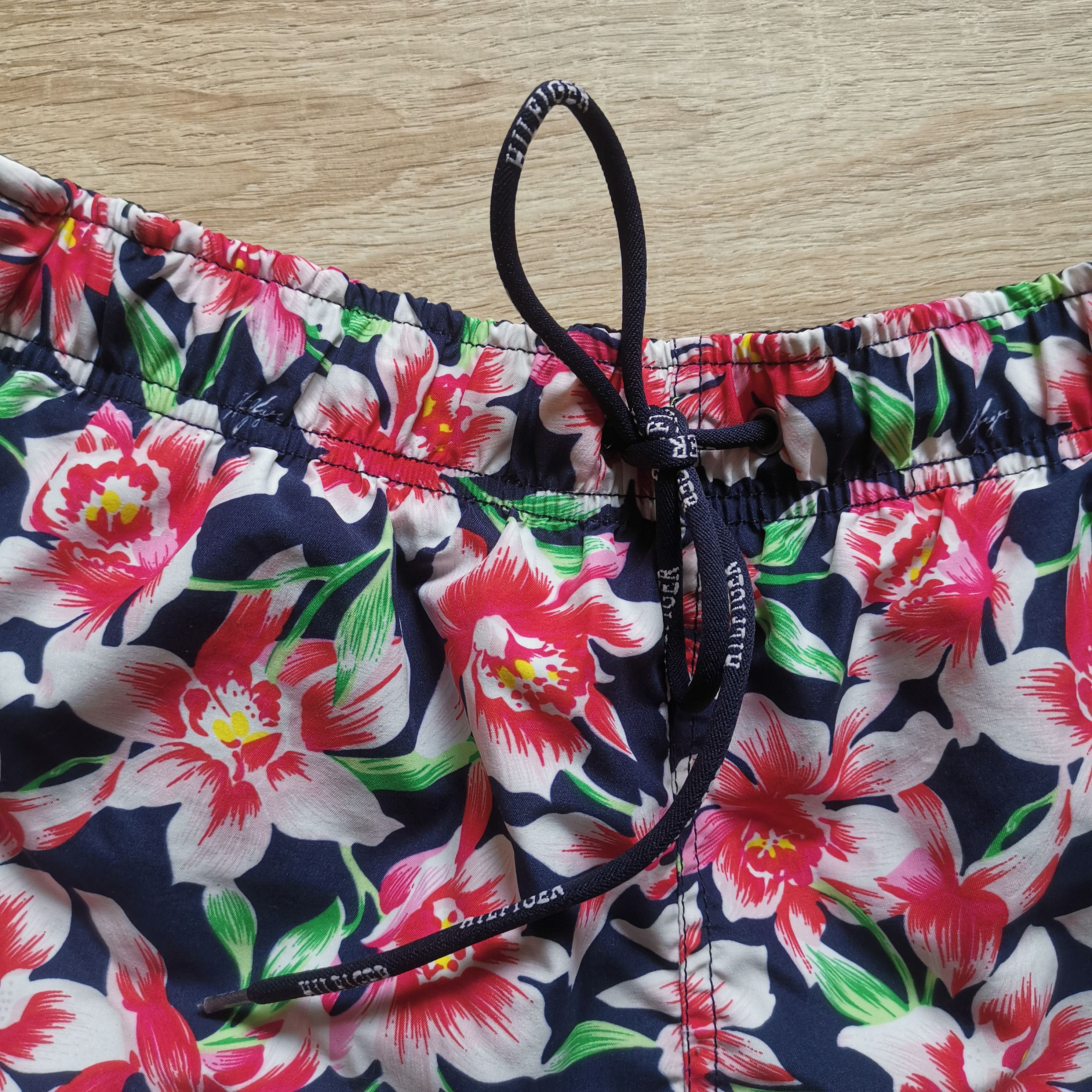 Tommy Hilfiger Tommy Hilfiger flower shorts Size US 38 / EU 54 - 3 Thumbnail