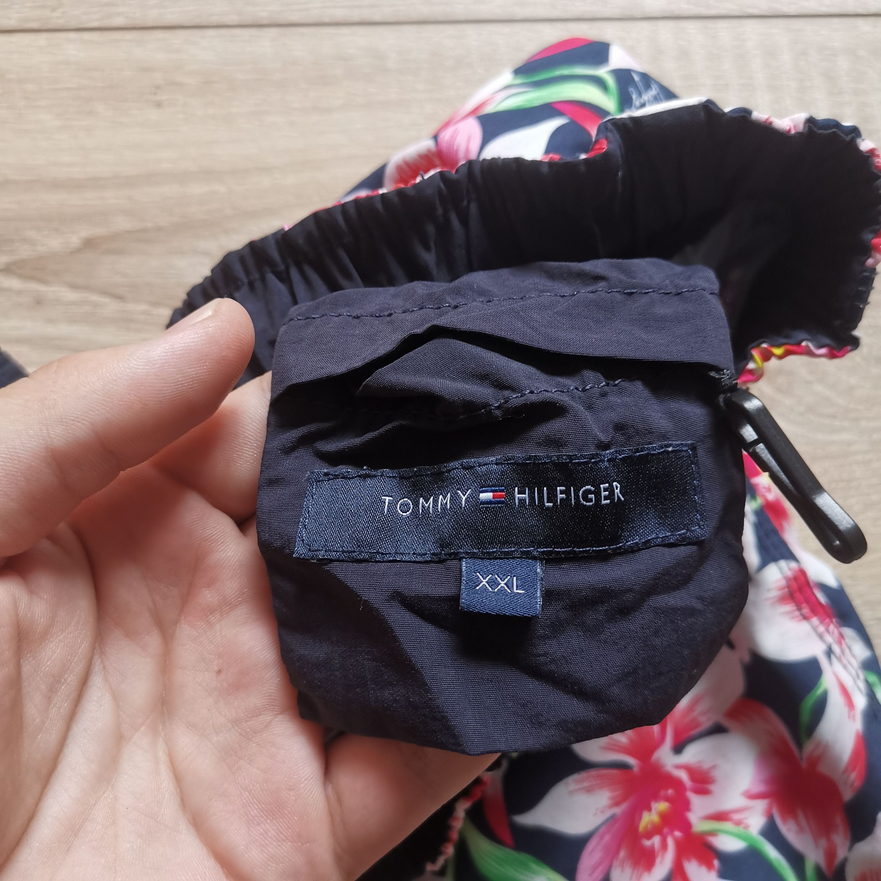 Tommy Hilfiger Tommy Hilfiger flower shorts Size US 38 / EU 54 - 7 Thumbnail