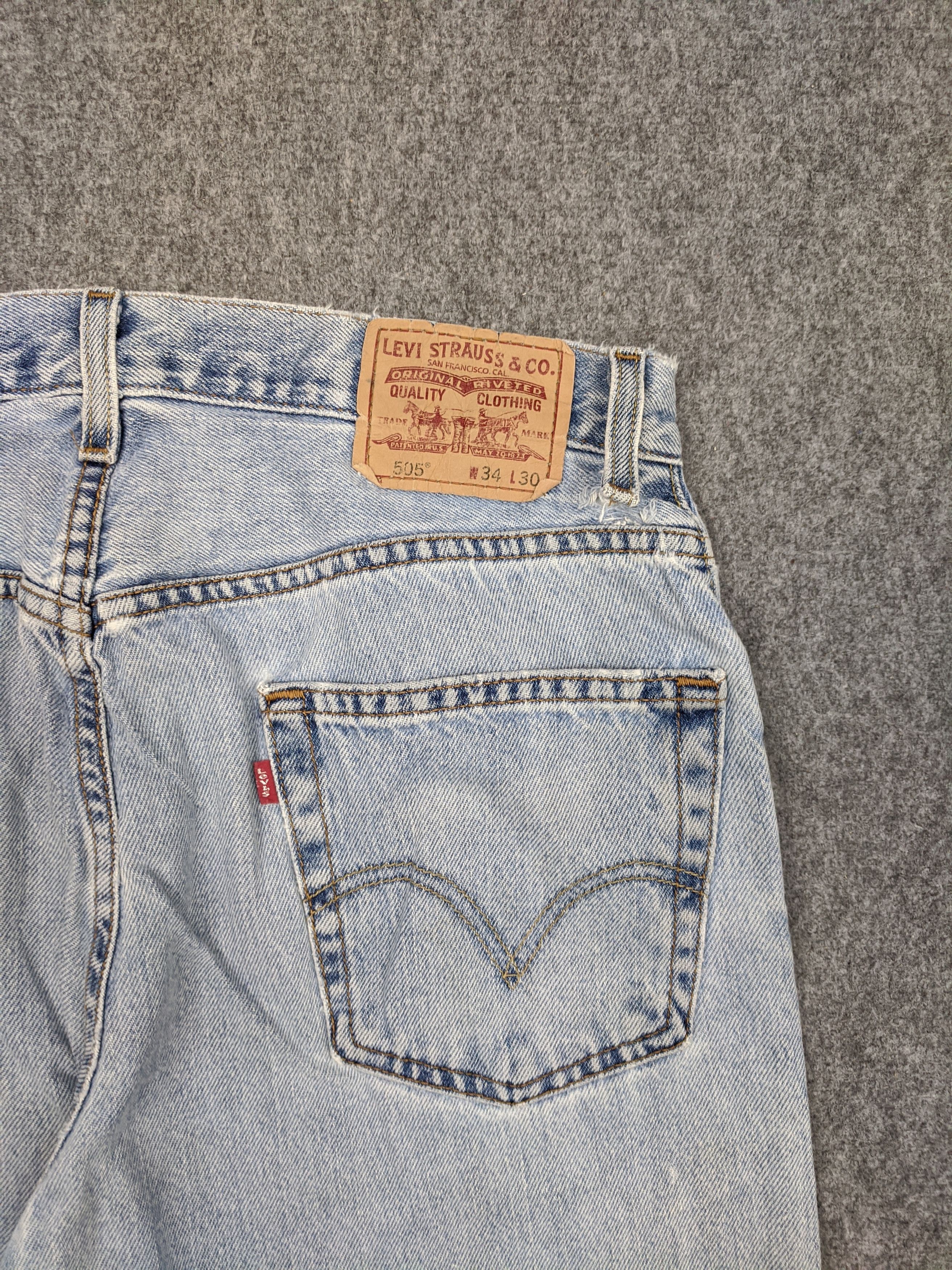 Vintage Levis 505 Light Wash Jeans 34x28 DP0619