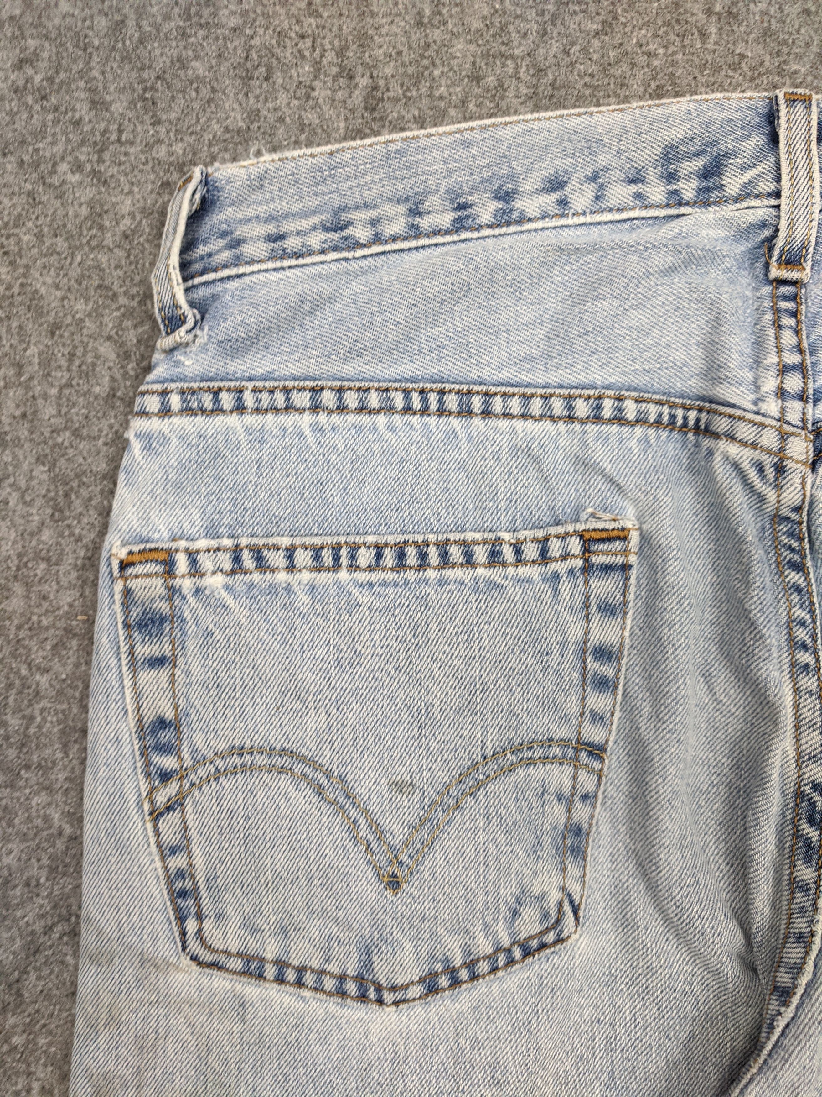 Vintage Levis 505 Light Wash Jeans 34x28 DP0619