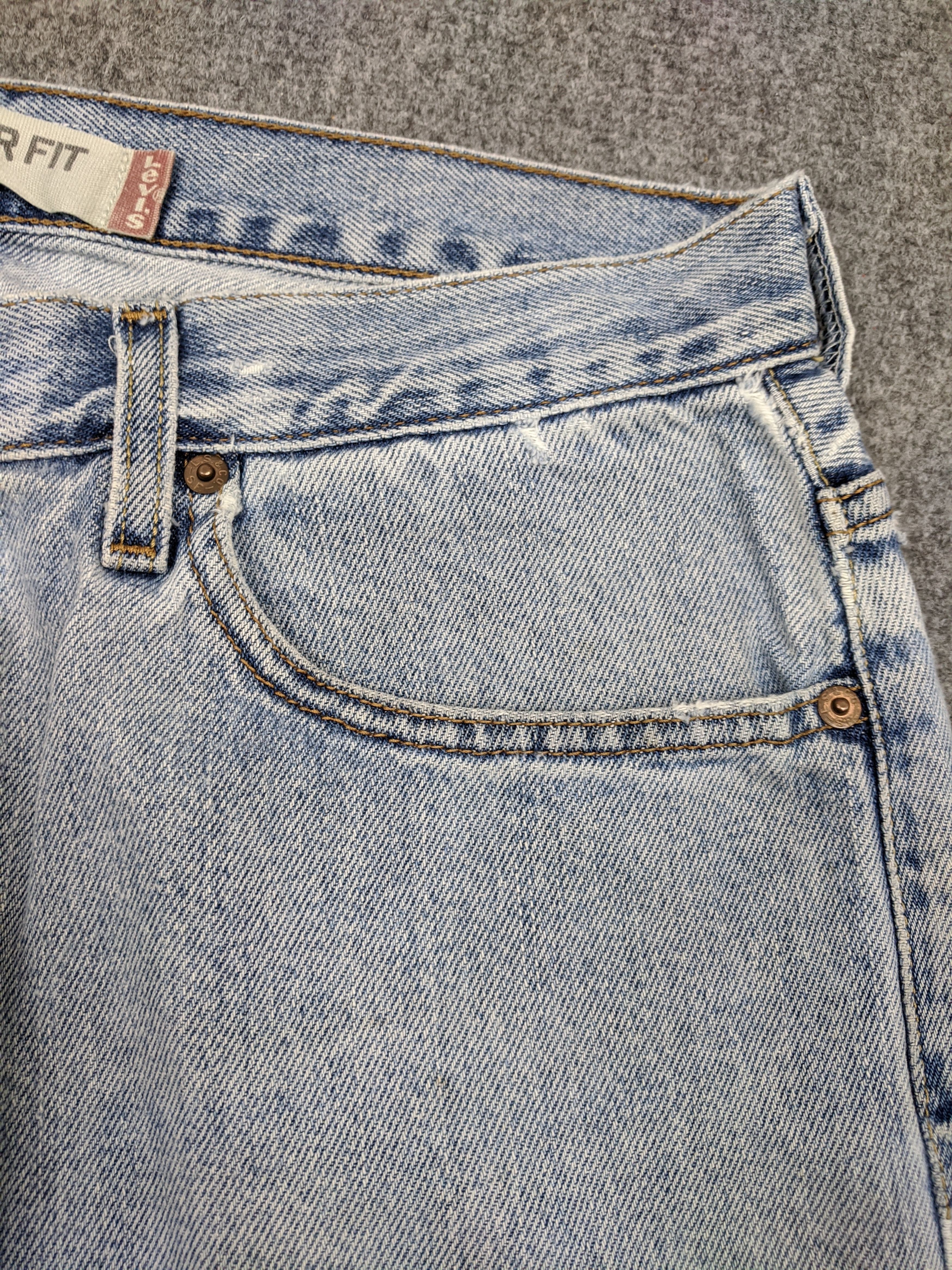 Vintage Levis 505 Light Wash Jeans 34x28 DP0619