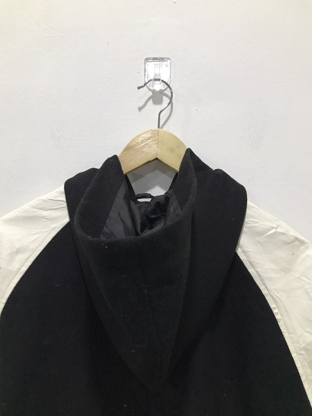 Uniqlo GU hooded Varsity Jacket Size US M / EU 48-50 / 2 - 13 Thumbnail