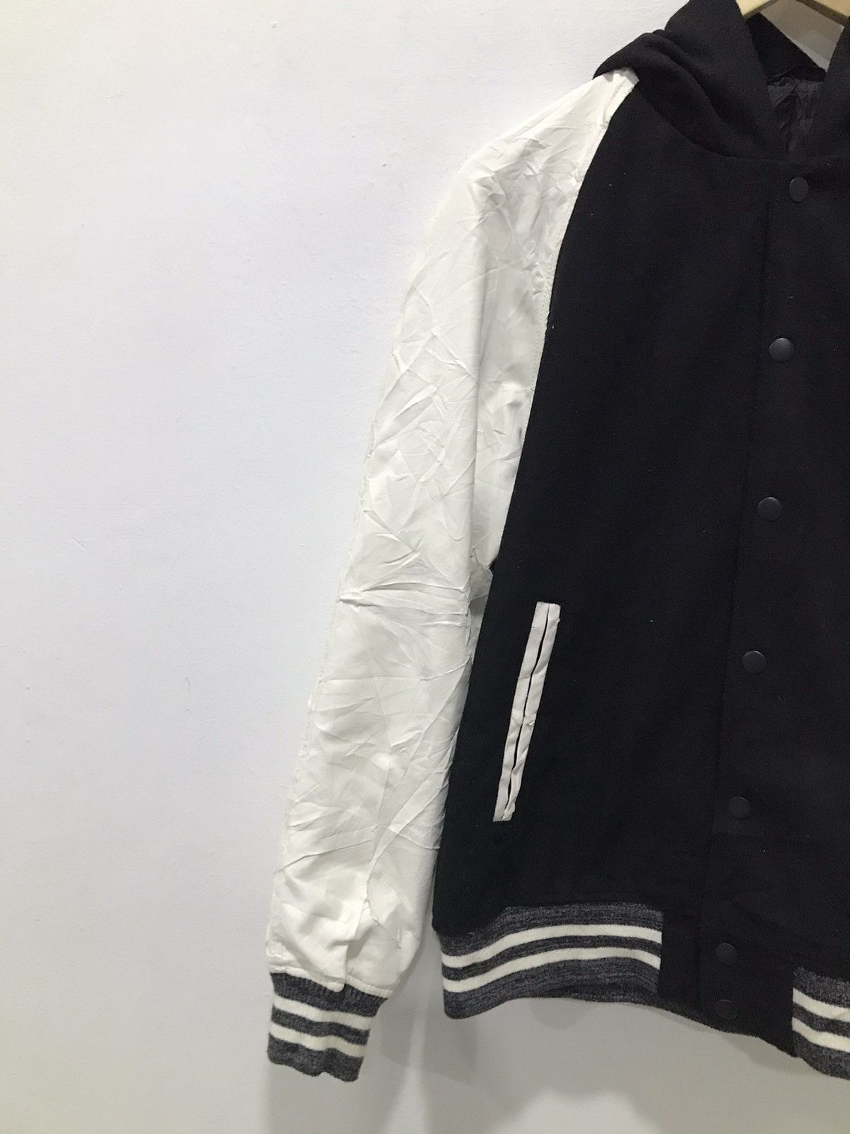 Uniqlo GU hooded Varsity Jacket Size US M / EU 48-50 / 2 - 8 Thumbnail
