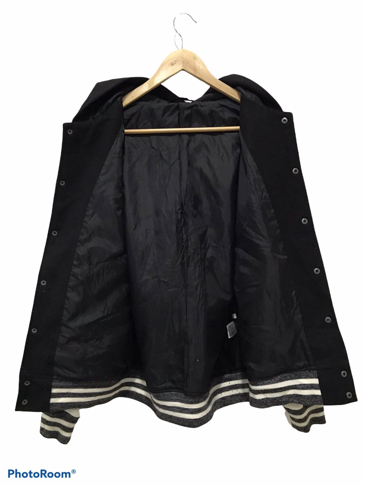 Uniqlo GU hooded Varsity Jacket Size US M / EU 48-50 / 2 - 3 Thumbnail
