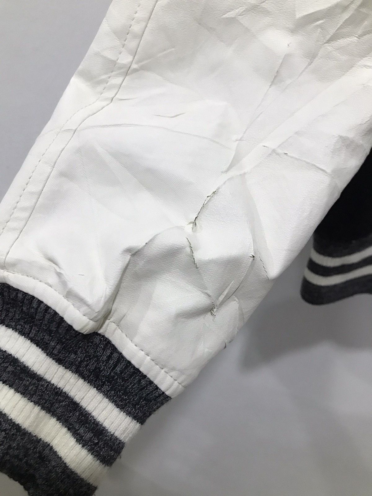 Uniqlo GU hooded Varsity Jacket Size US M / EU 48-50 / 2 - 12 Thumbnail