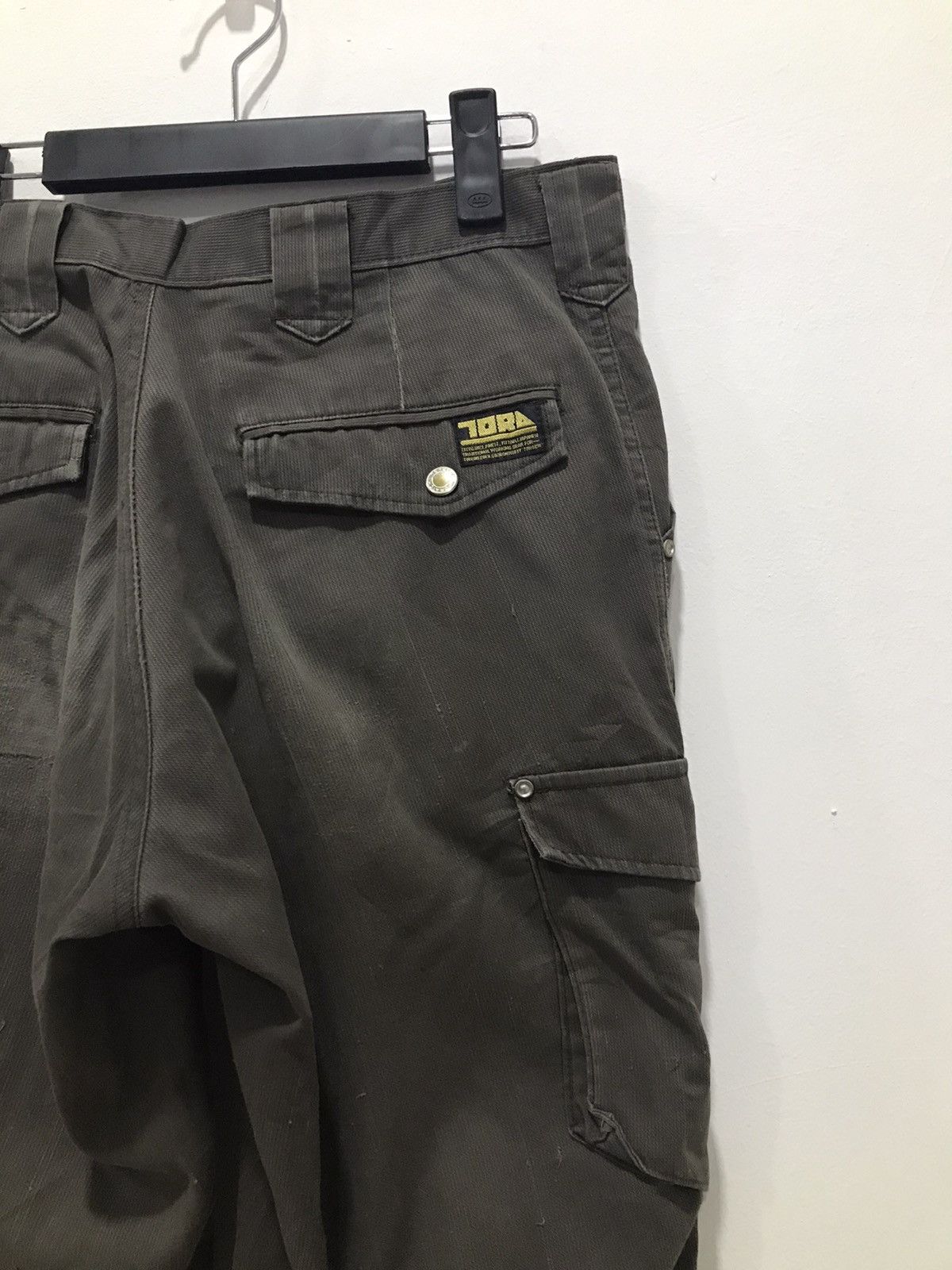 Japanese Brand Vtg Ripped Tora Tactical Multipocket Cargo Pant Size US 31 - 16 Thumbnail