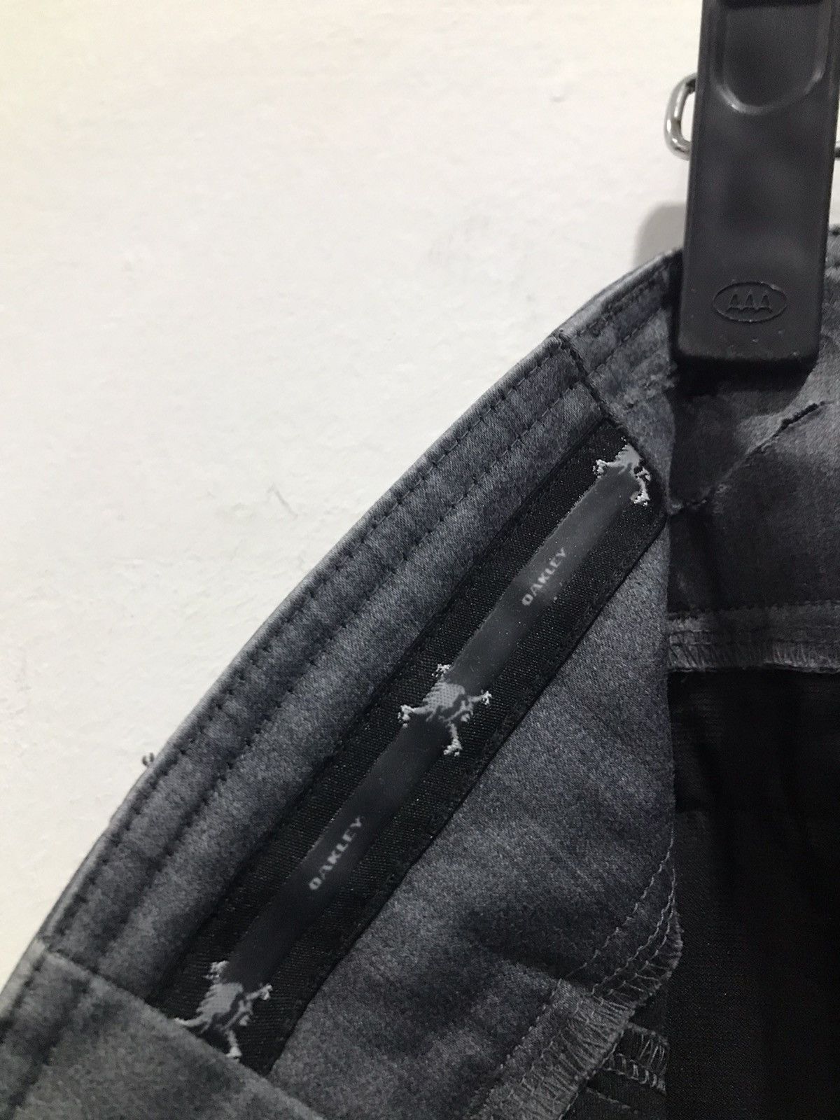 Oakley Oakley rare🔥🔥 low rise trouser Pants Size US 30 / EU 46 - 16 Thumbnail