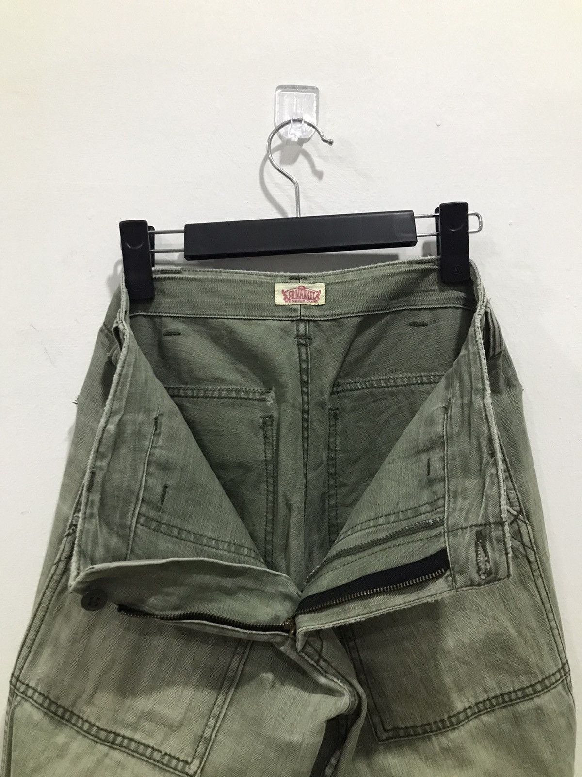 HOLLYWOOD RANCH MARKET Rare🔥Distressed HR Market baker Fatigue pants Size US 30 / EU 46 - 21 Thumbnail