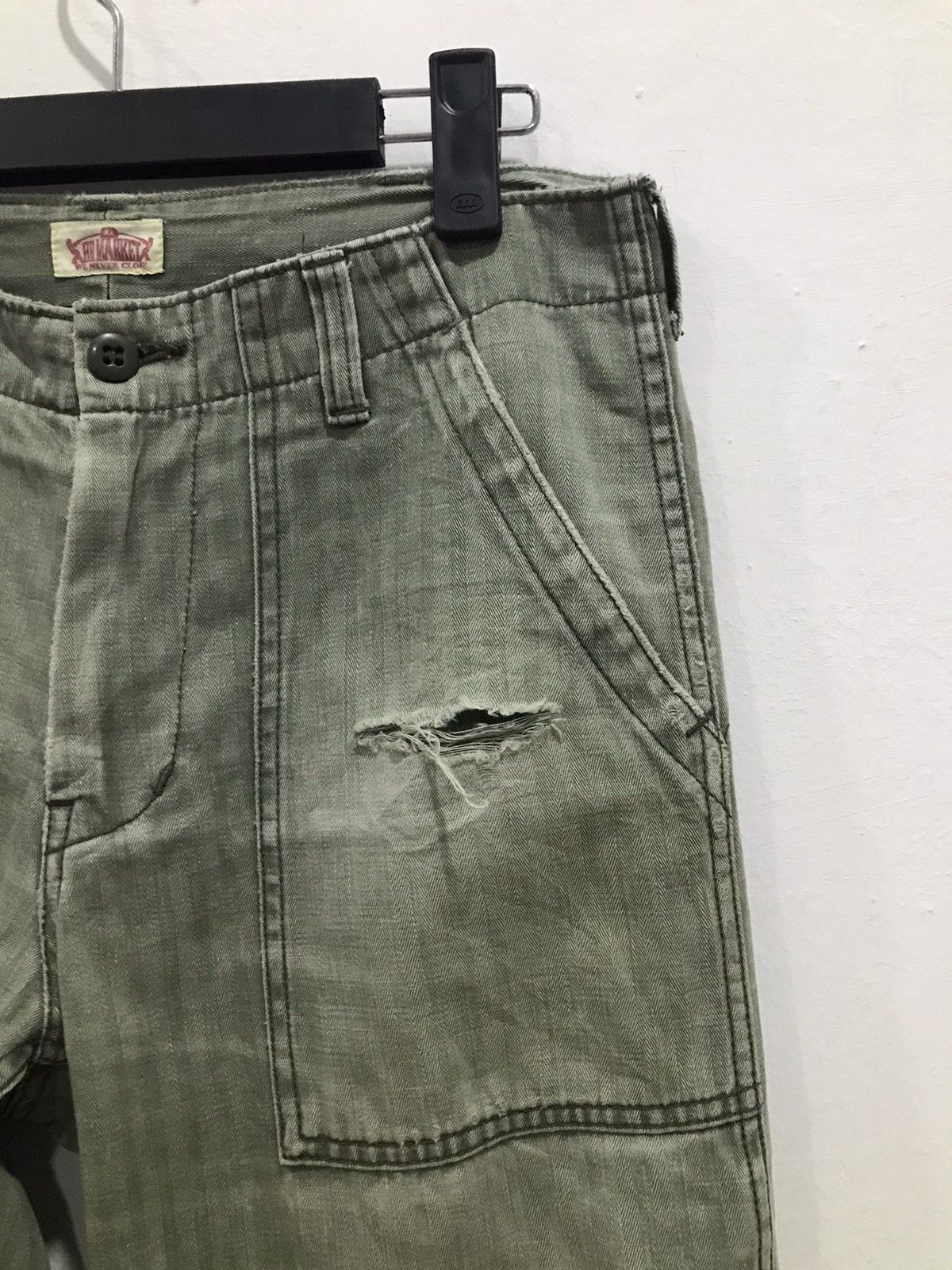 HOLLYWOOD RANCH MARKET Rare🔥Distressed HR Market baker Fatigue pants Size US 30 / EU 46 - 4 Thumbnail