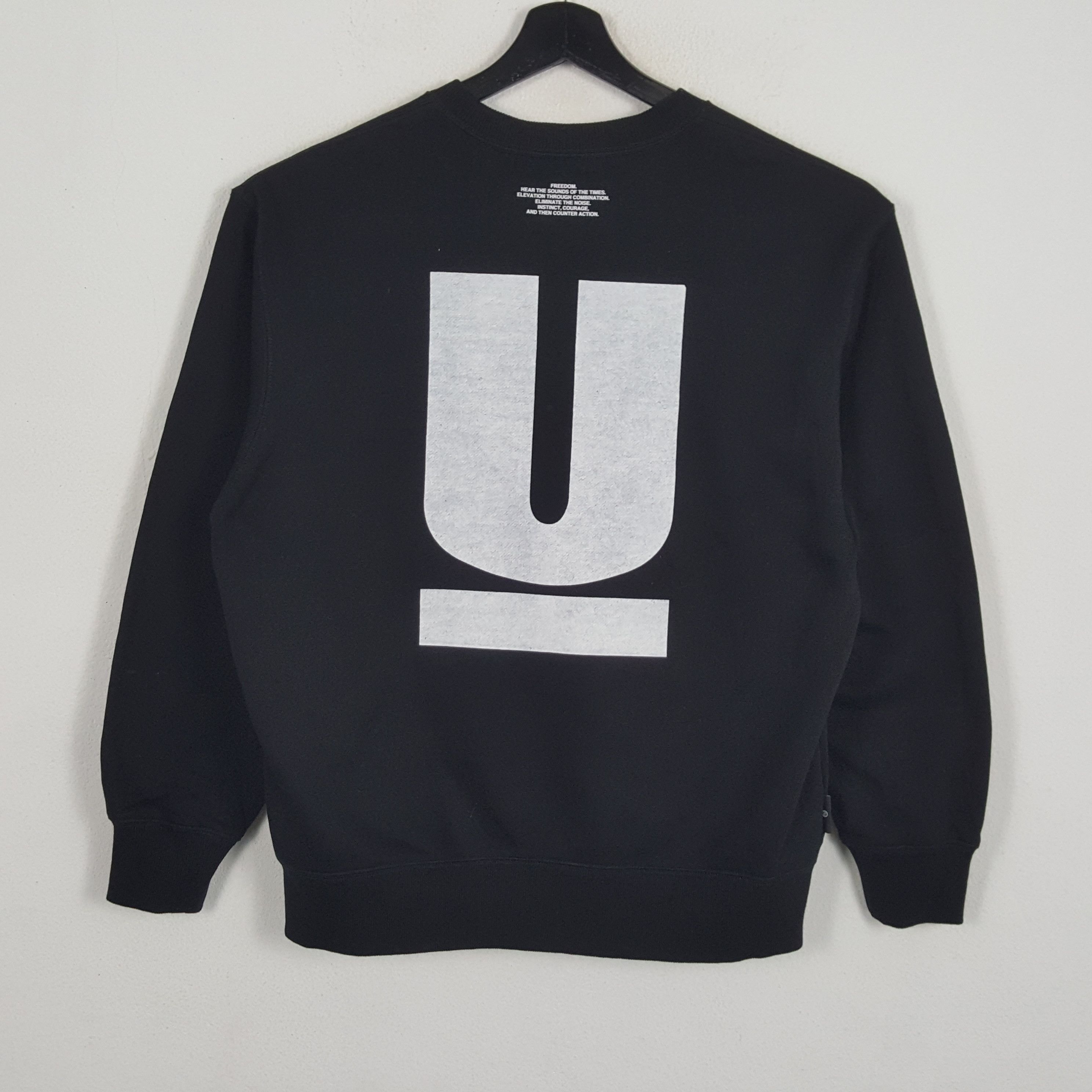 Japanese Brand GU X UNDERCOVER Flowers Design Custom Logo Sweatshirt Size US M / EU 48-50 / 2 - 1 Thumbnail