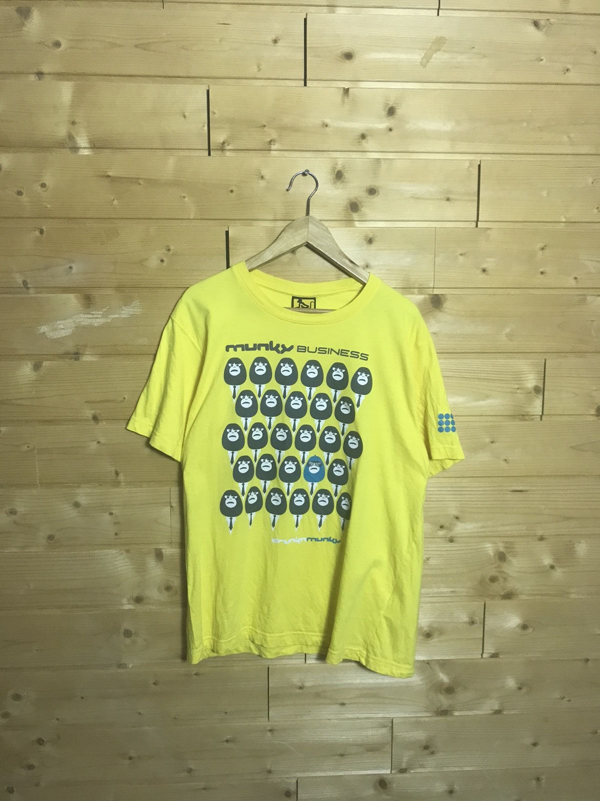 Vintage Drunk Munky t-shirt Size US XL / EU 56 / 4 - 1 Thumbnail
