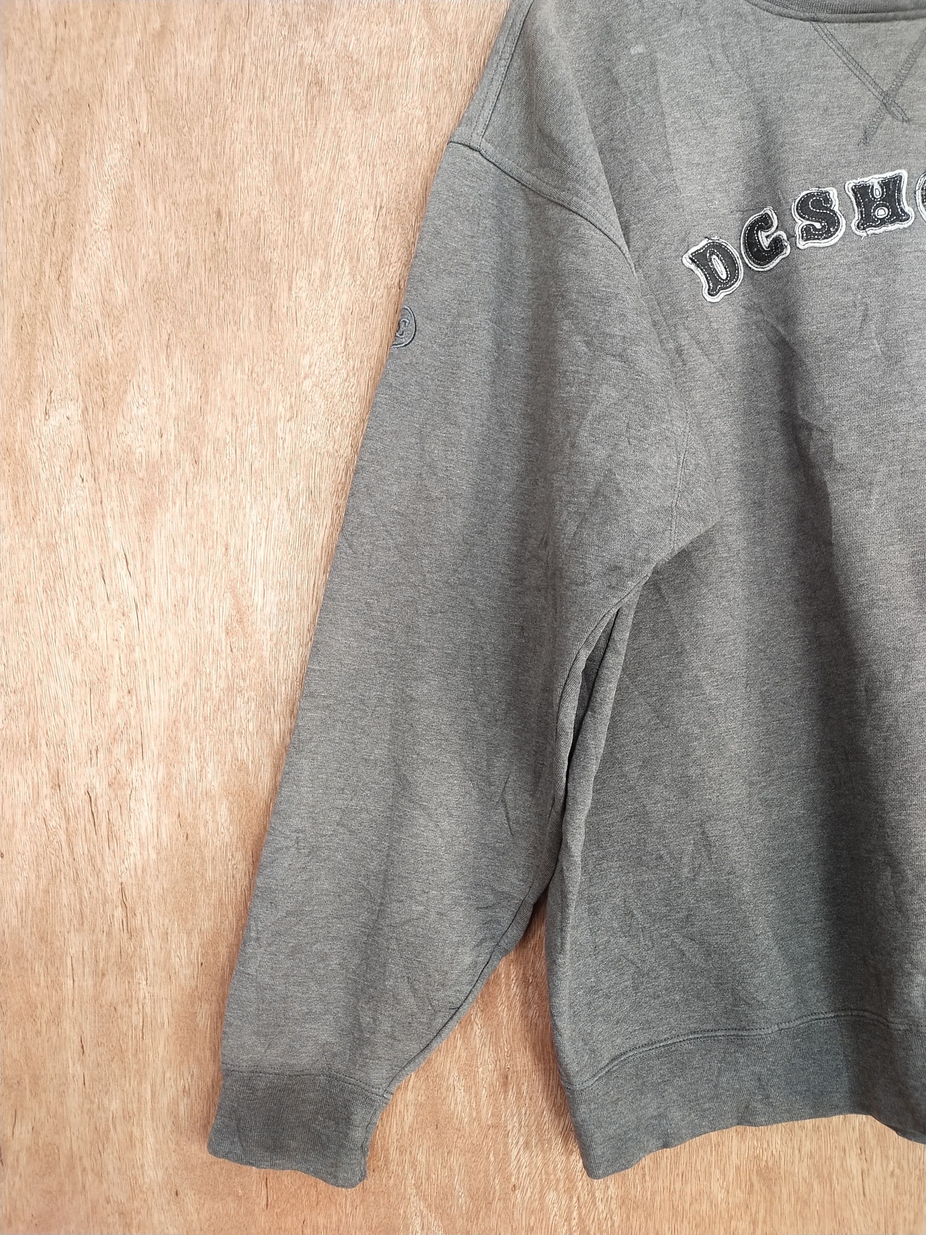 DC DL DC skate faded Gray sweaters sweatshirt #S232 Size US L / EU 52-54 / 3 - 3 Thumbnail