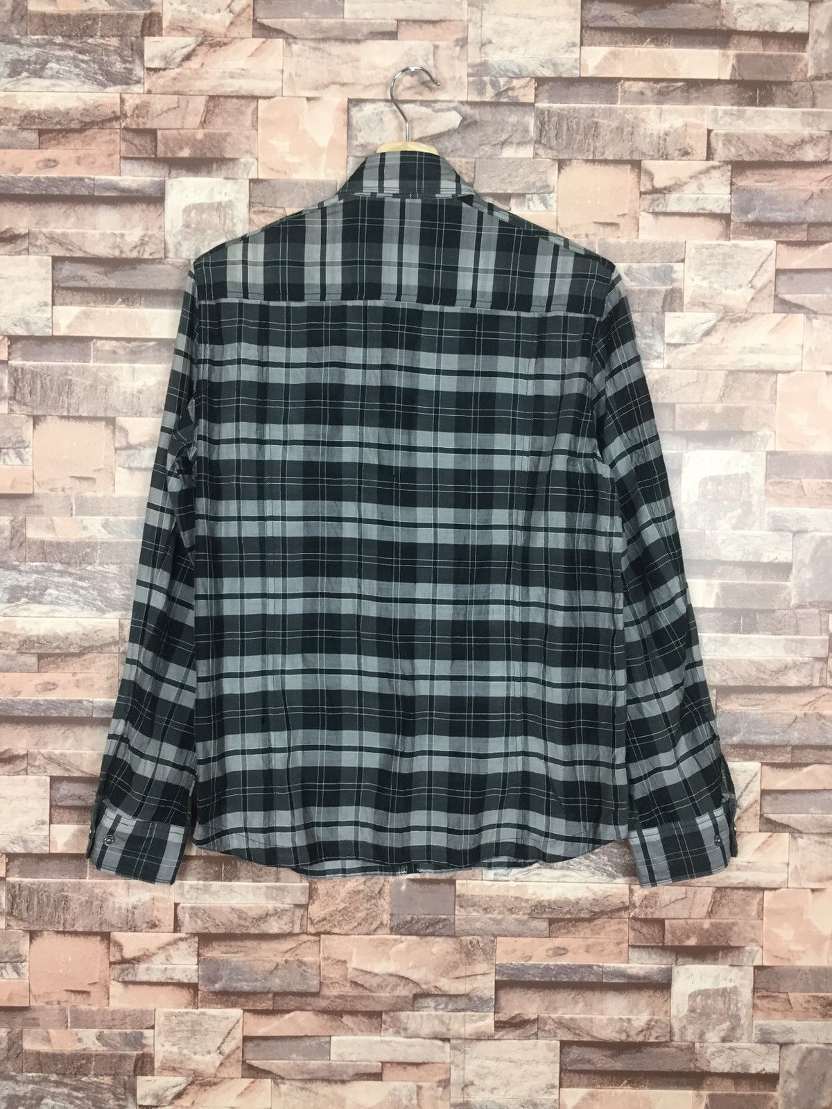 City Streets Claudio Valentino Paris Long Sleeve T-Shirts Size L Flanel Size US S / EU 44-46 / 1 - 2 Thumbnail