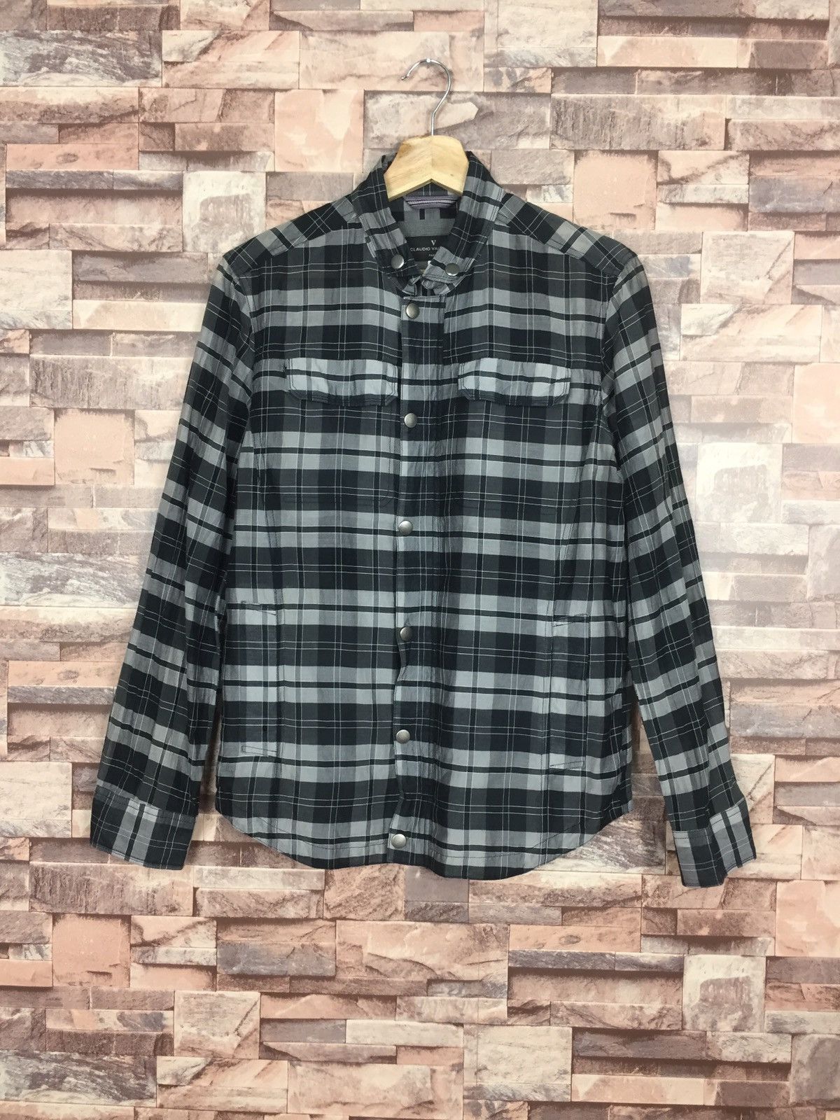 City Streets Claudio Valentino Paris Long Sleeve T-Shirts Size L Flanel Size US S / EU 44-46 / 1 - 1 Thumbnail