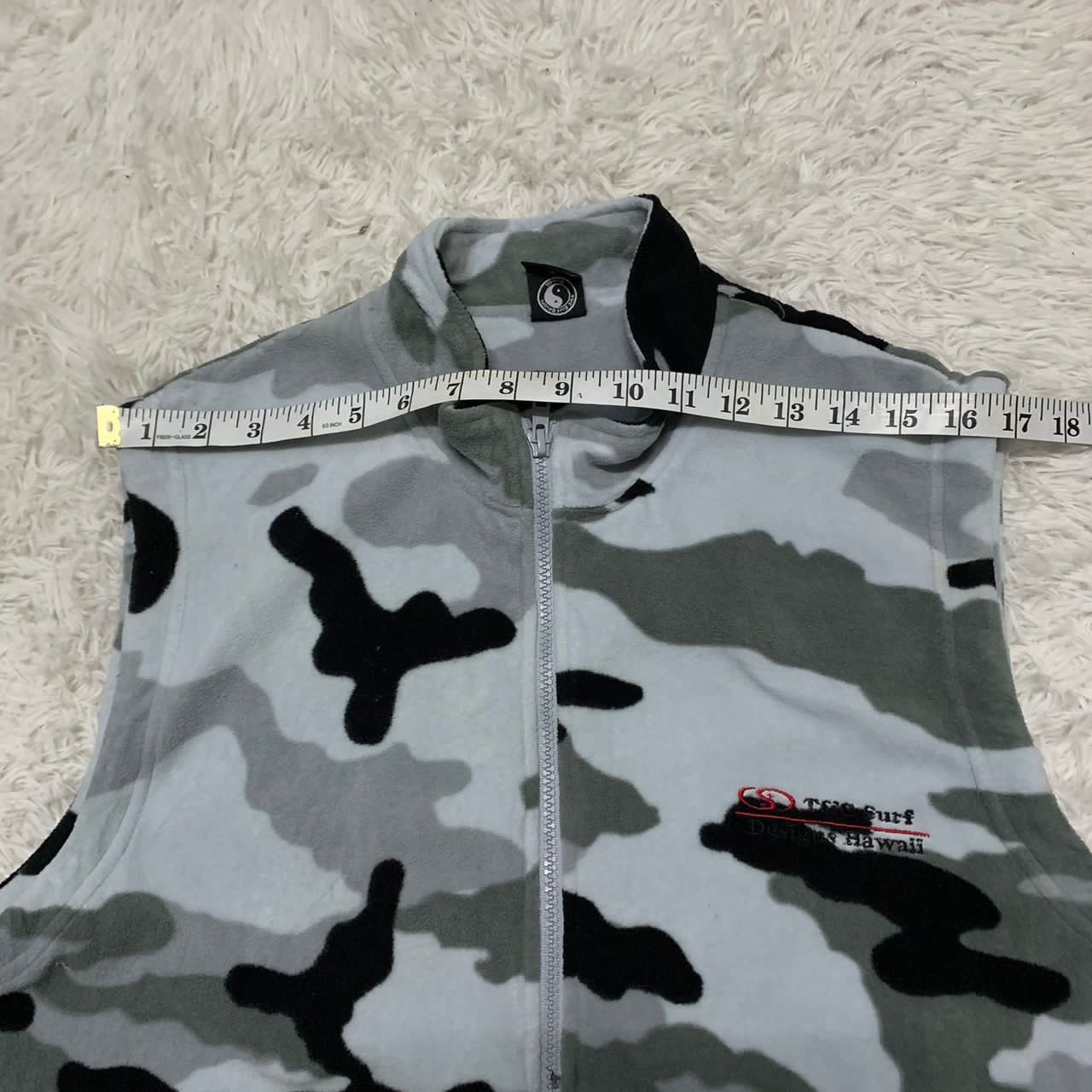 Other T&C Surf Design Hawaii Camo vest Size US L / EU 52-54 / 3 - 5 Thumbnail