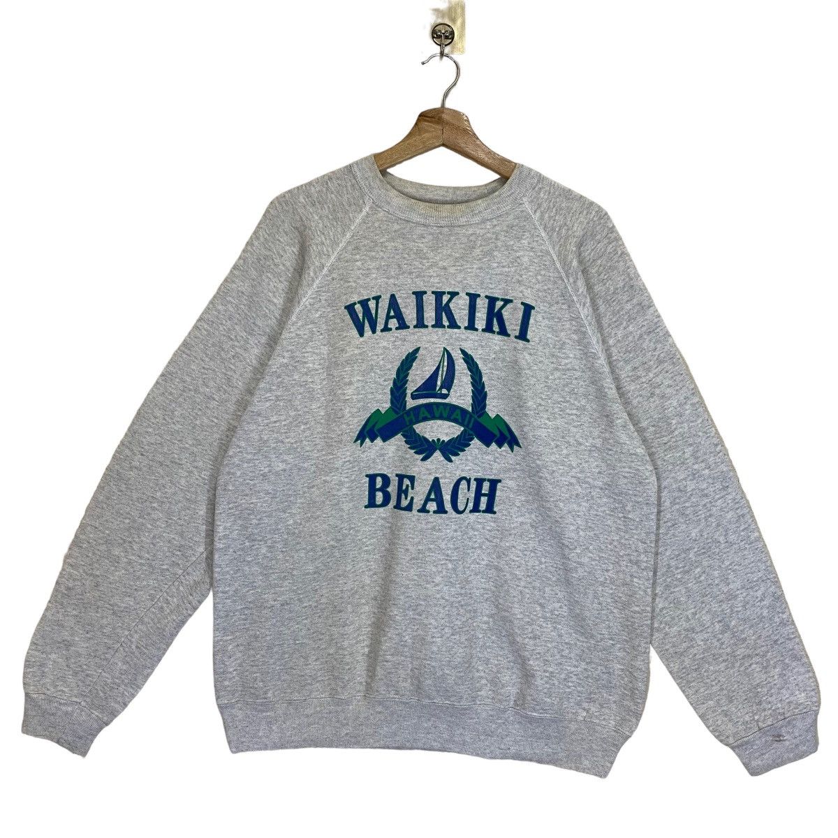 image of 90's Hanes Big Logo Crewneck Sweatshirt Size L in Grey, Men's