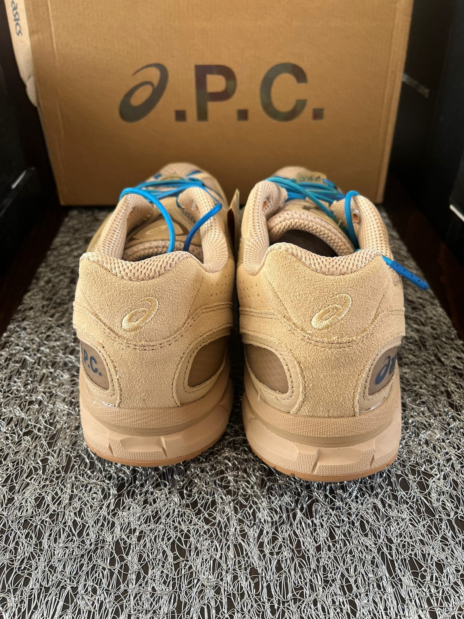 A.P.C. × Asics Gel Sonoma 15-50 in Dune Size US 10 / EU 43 - 17 Thumbnail