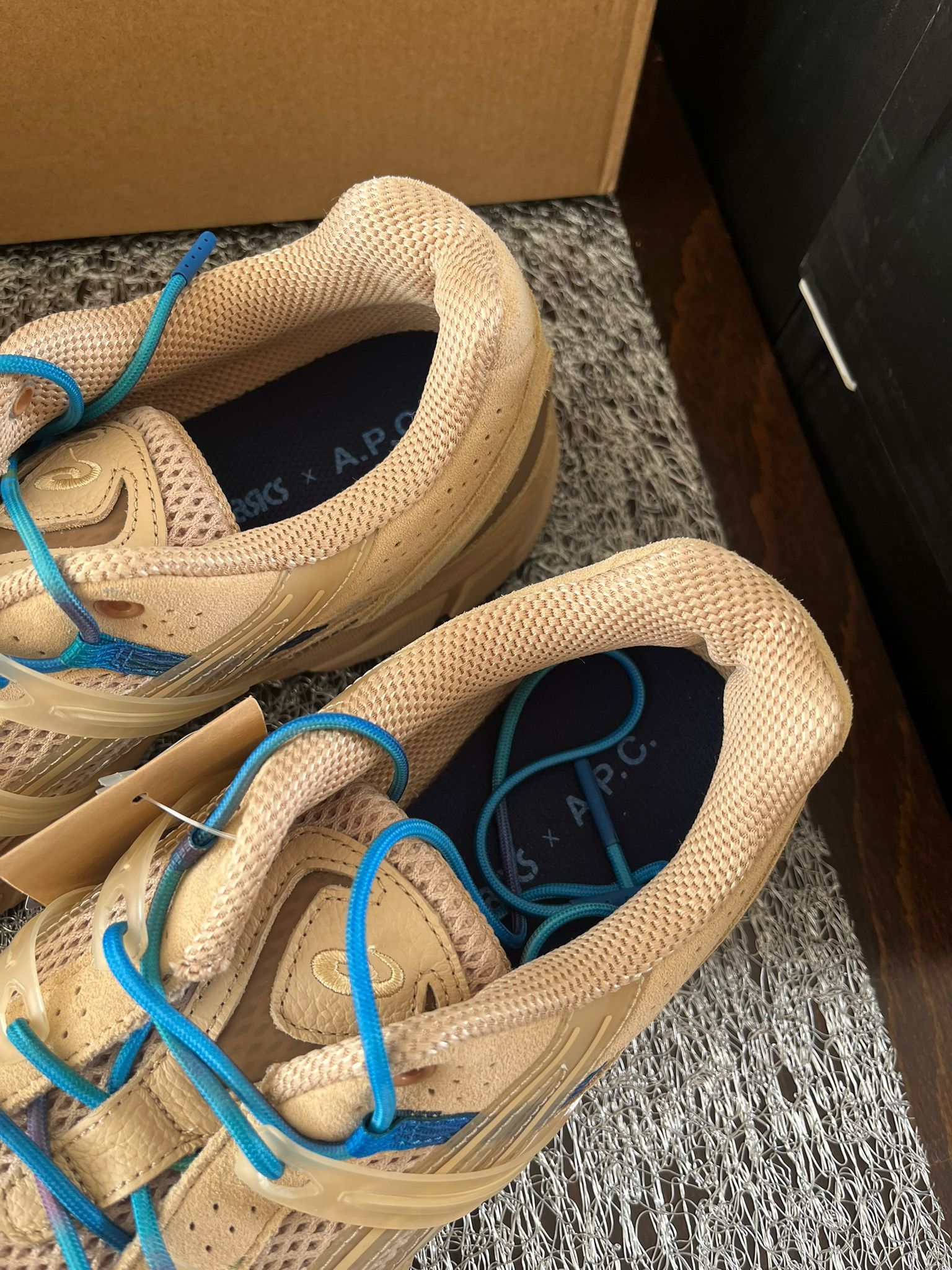 A.P.C. × Asics Gel Sonoma 15-50 in Dune Size US 10 / EU 43 - 7 Thumbnail