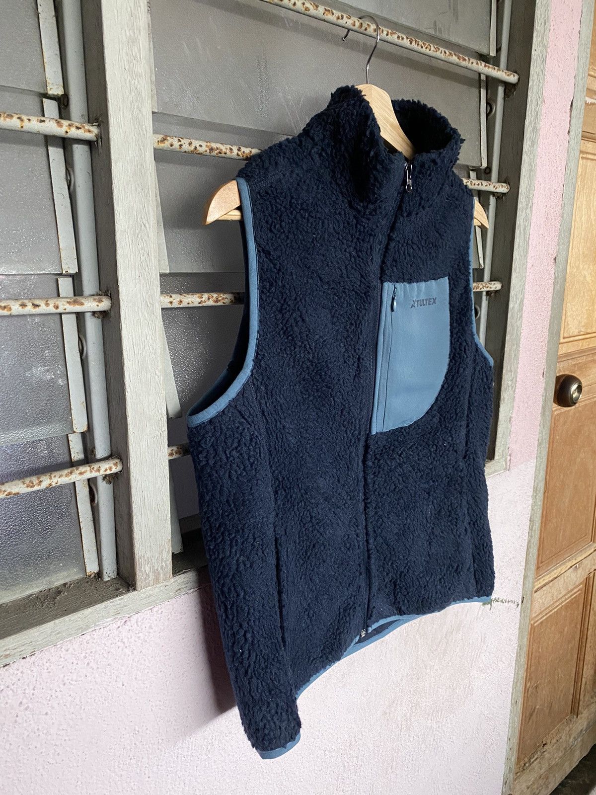 Tultex ⚡️Steals⚡️ Tultex Deep Pile Sherpa Vest Size ONE SIZE - 4 Thumbnail