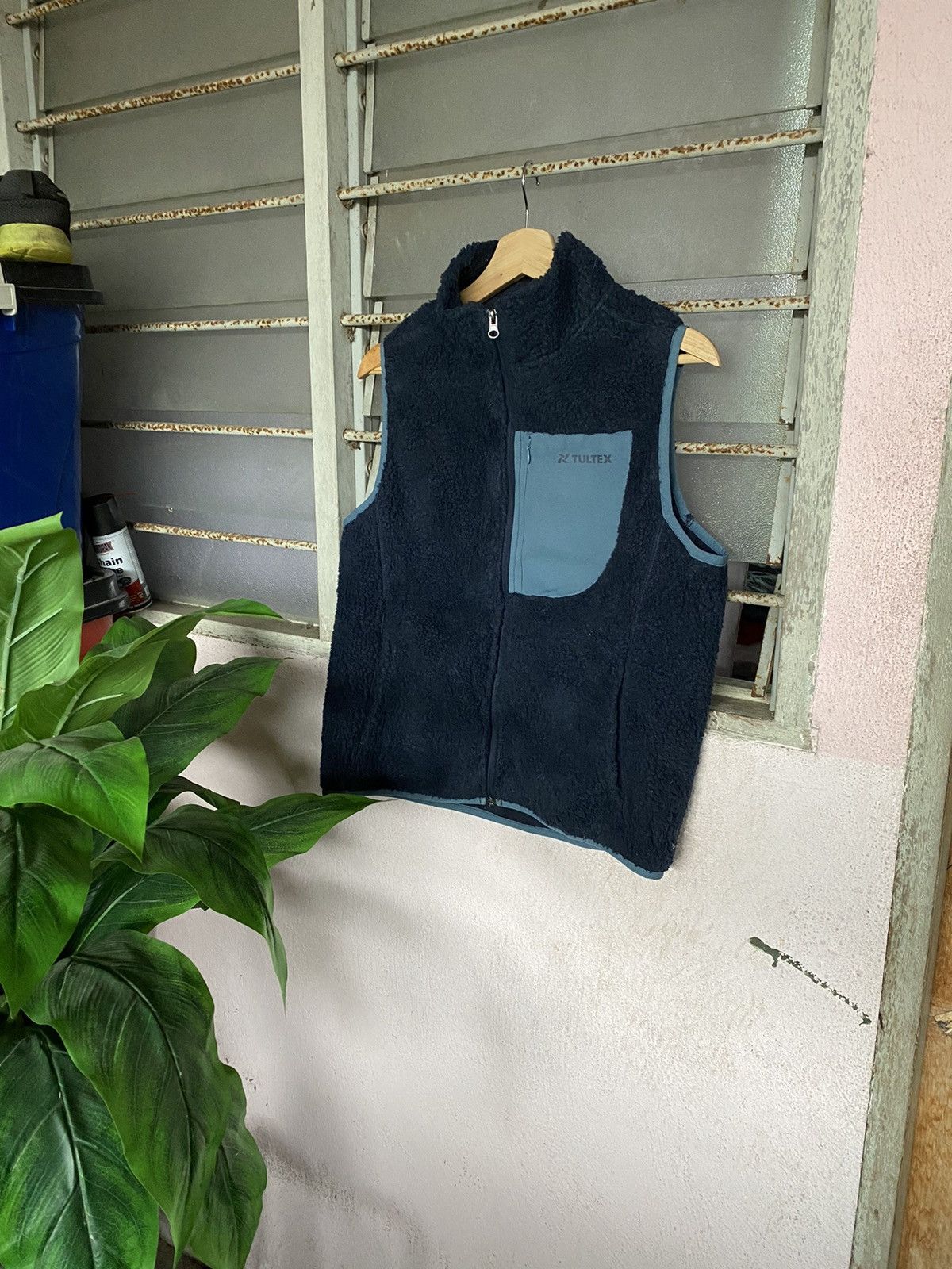 ⚡️Steals⚡️ Tultex Deep Pile Sherpa Vest