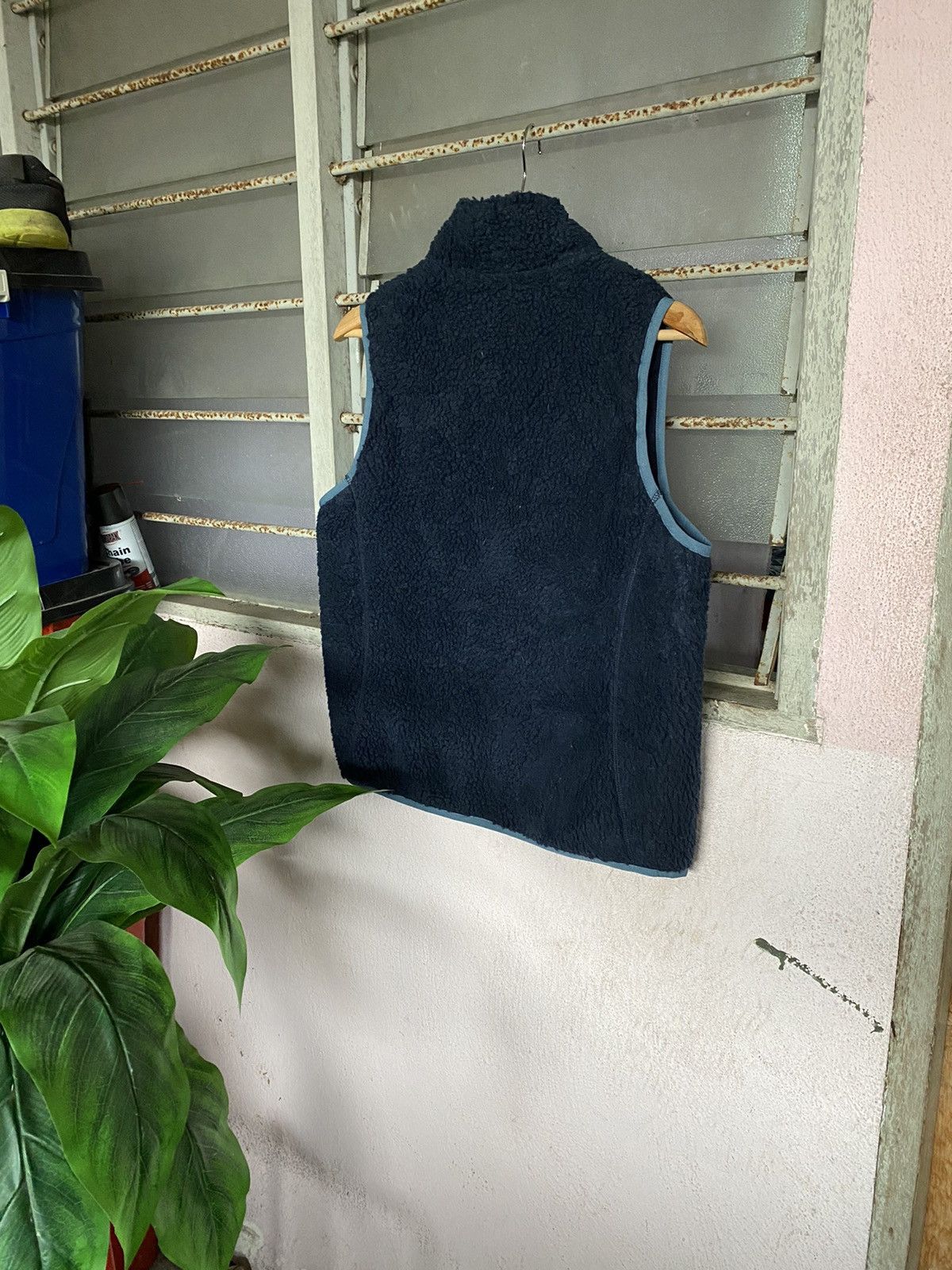 Tultex ⚡️Steals⚡️ Tultex Deep Pile Sherpa Vest Size ONE SIZE - 2 Thumbnail