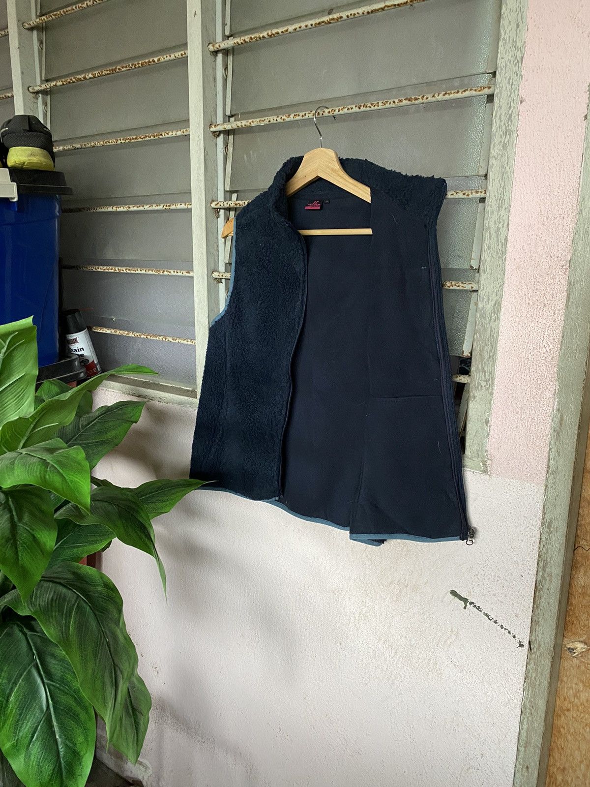 Tultex ⚡️Steals⚡️ Tultex Deep Pile Sherpa Vest Size ONE SIZE - 6 Thumbnail