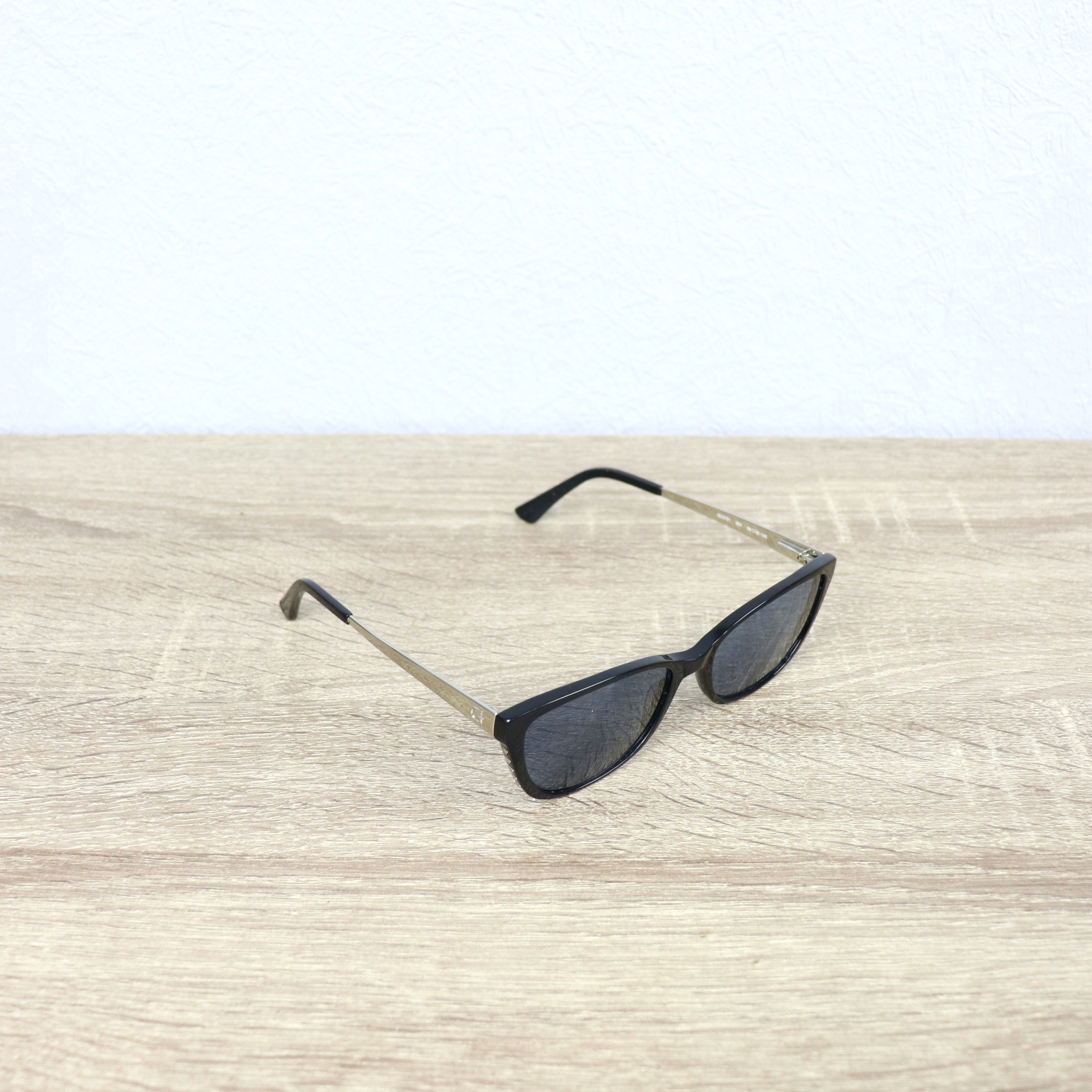 Guess Guess wayfarer sunglasses Size ONE SIZE - 1 Thumbnail