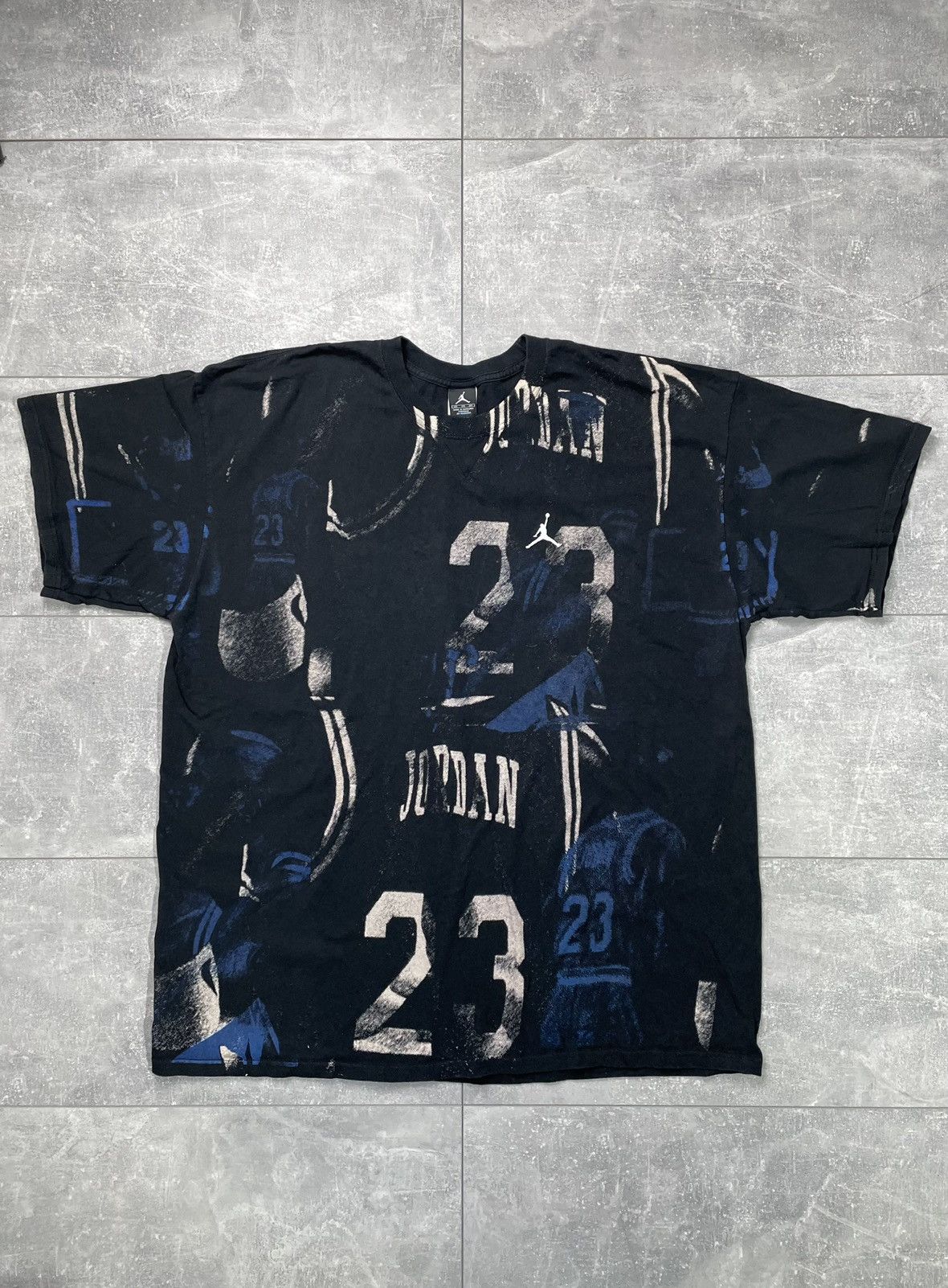 Jordan Brand × Nike × Vintage Nike Air Jordan Vintage T-shirt Rare Size US XXL / EU 58 / 5 - 1 Thumbnail