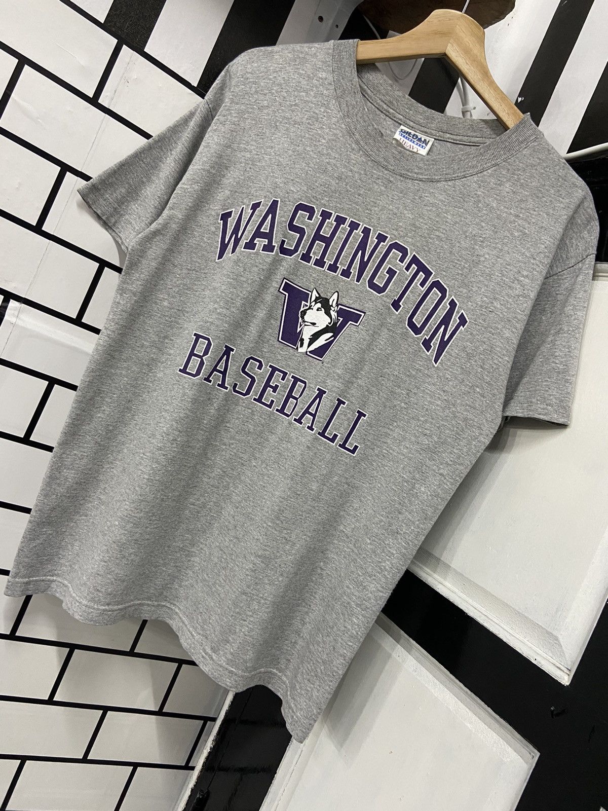 MLB × Vintage Vintage 90’s University Washington Baseball Team Tshirt Size US M / EU 48-50 / 2 - 3 Thumbnail