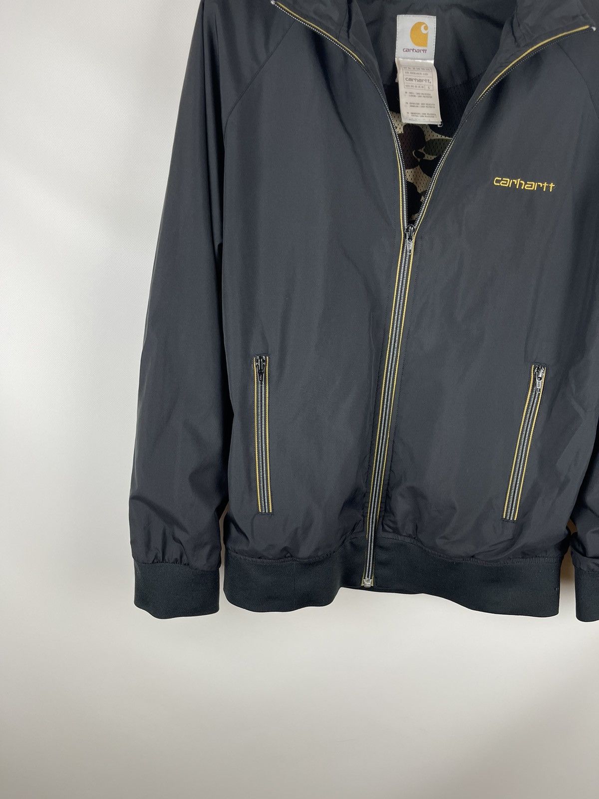Carhartt vintage black logo camouflage lining jacket