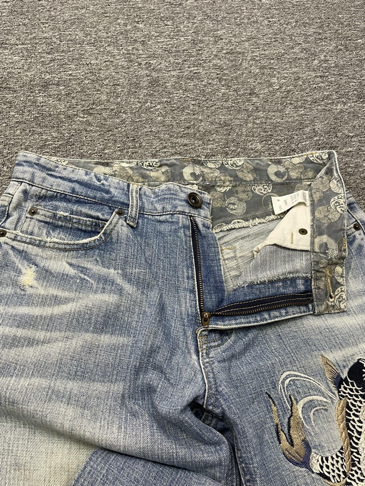 Japanese Brand Vintage Koi Fish Embroidery Jeans Sukajan Karakuri Tamashi Size US 32 / EU 48 - 6 Thumbnail