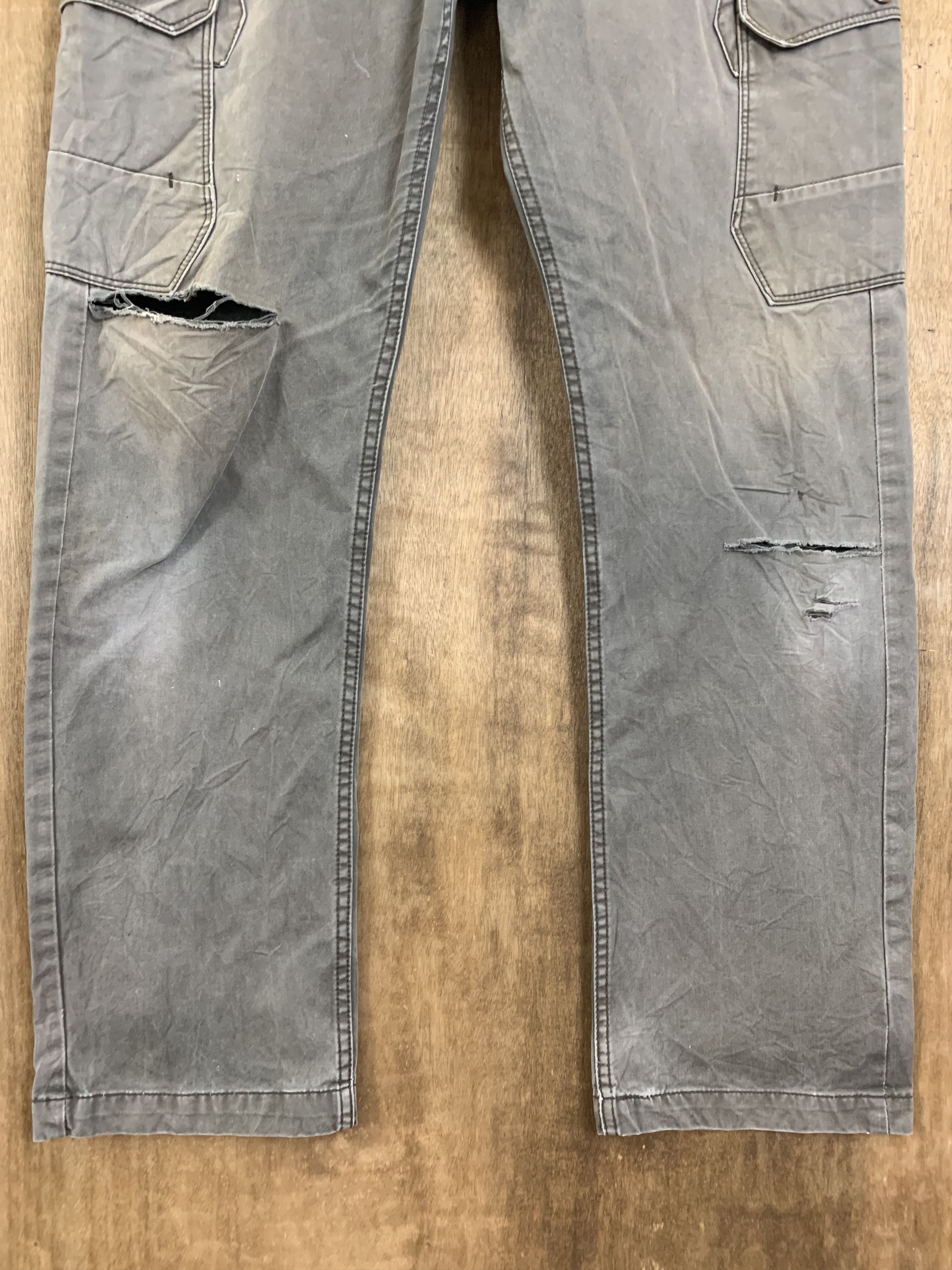 Japanese Brand Cargo Pants Multipocket Distressed Style Streetwear Size US 31 - 4 Thumbnail