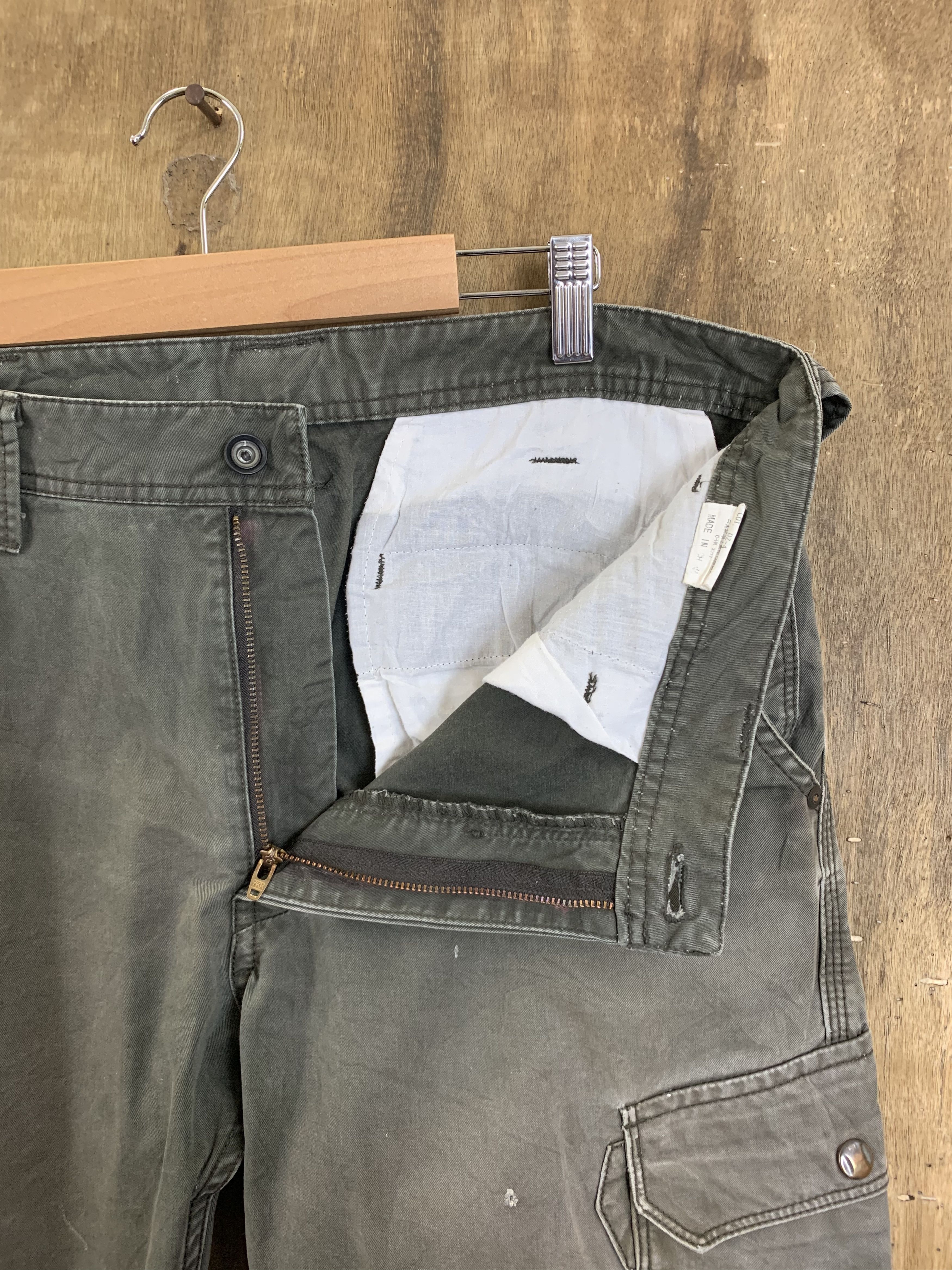 Japanese Brand Cargo Pants Multipocket Distressed Style Streetwear Size US 31 - 9 Thumbnail