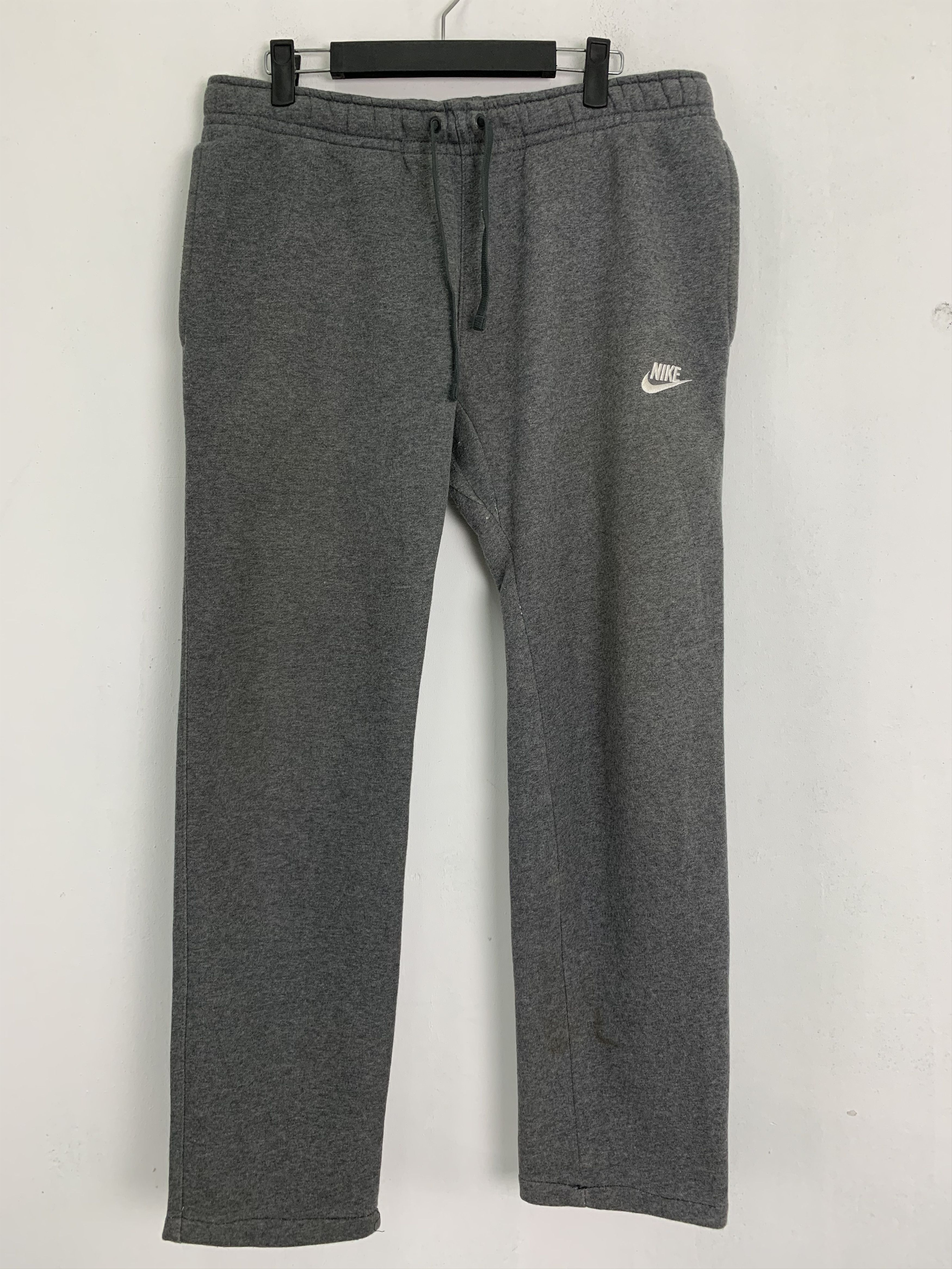 Nike Sweatpants Nike Streetwear Vintage Grey Size US 31 - 1 Thumbnail