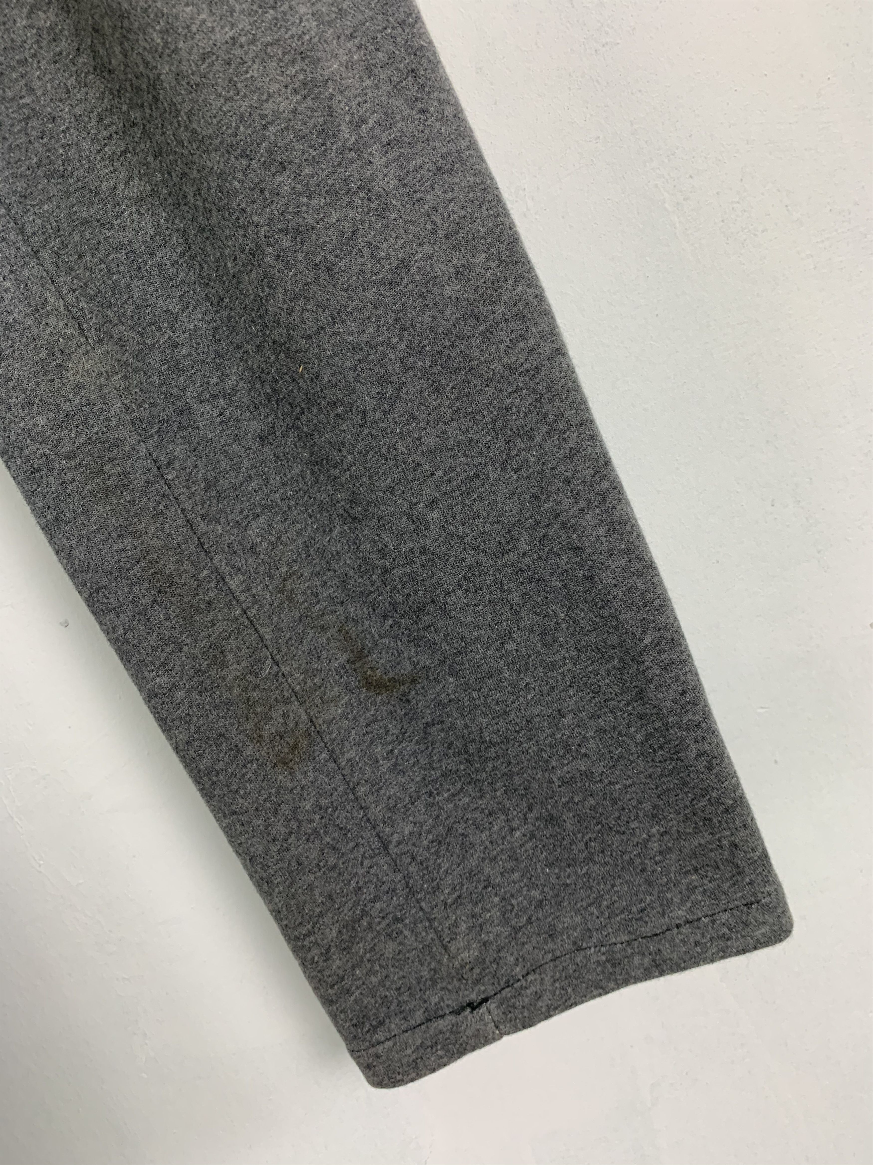 Nike Sweatpants Nike Streetwear Vintage Grey Size US 31 - 3 Thumbnail