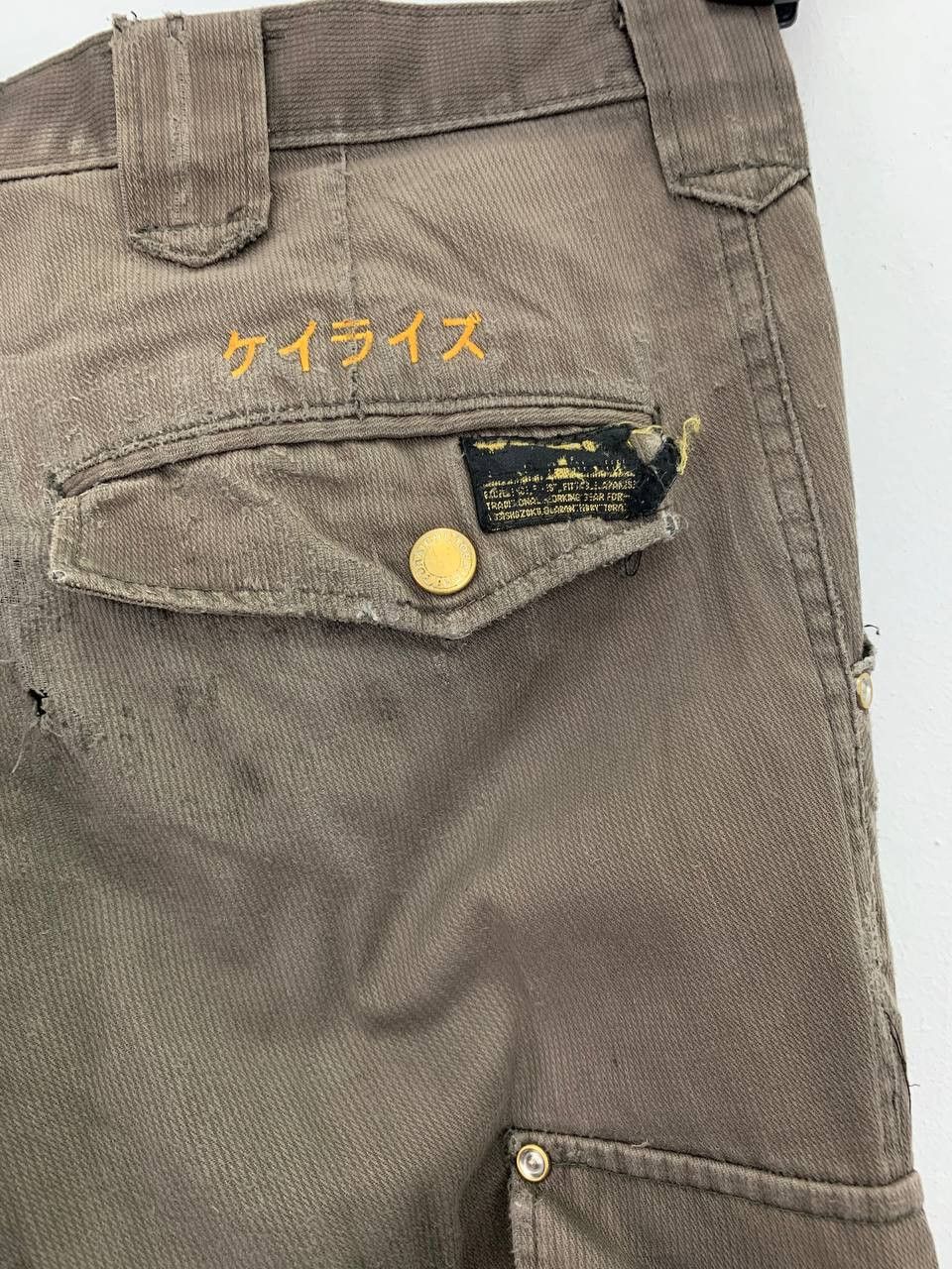 Japanese Brand Cargo Pants Distressed Design #195 Size US 31 - 18 Thumbnail
