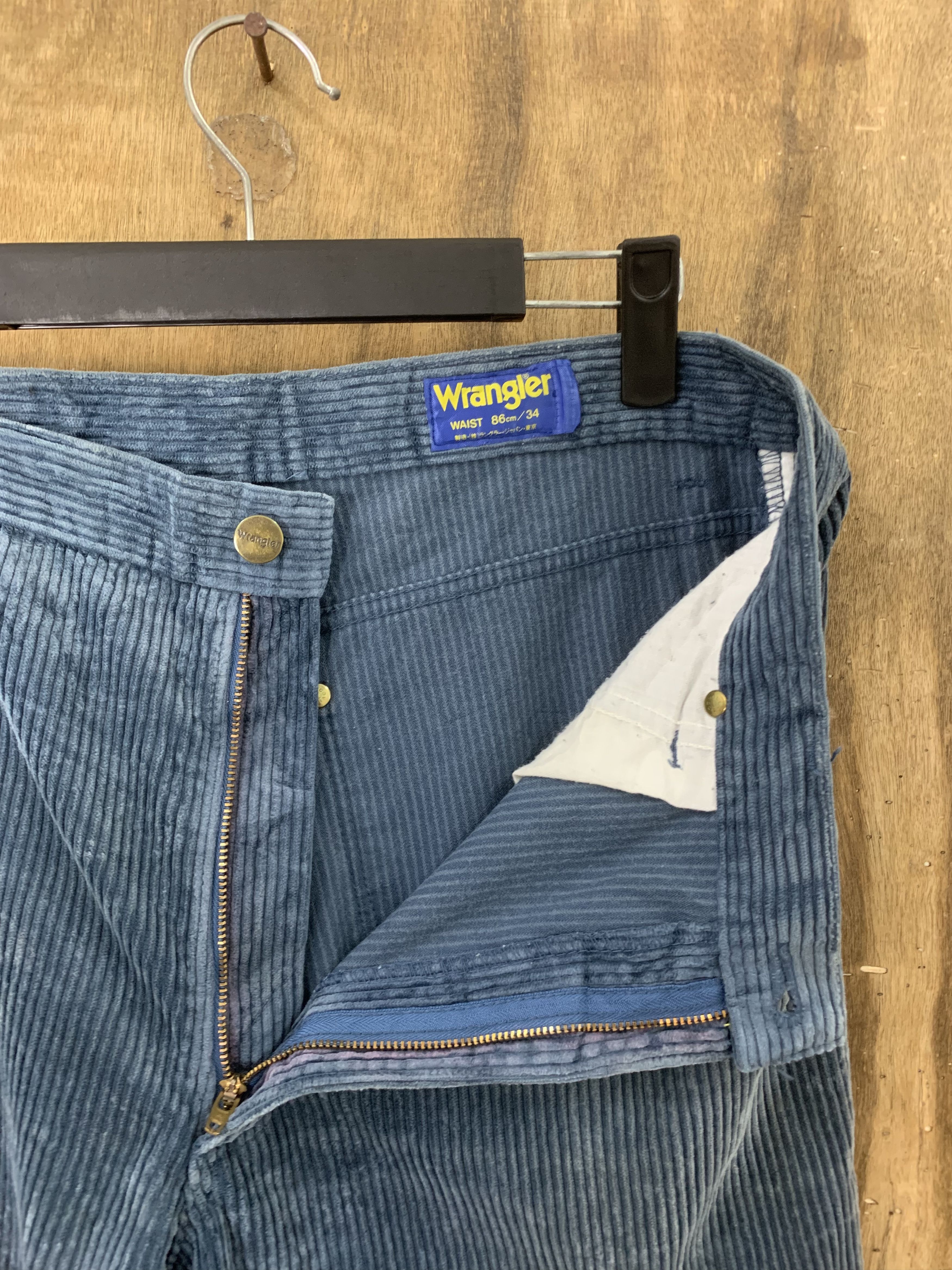 Wrangler Conduroy Pants Wrangler Distressed Vintage Very Rare Size US 30 / EU 46 - 10 Thumbnail