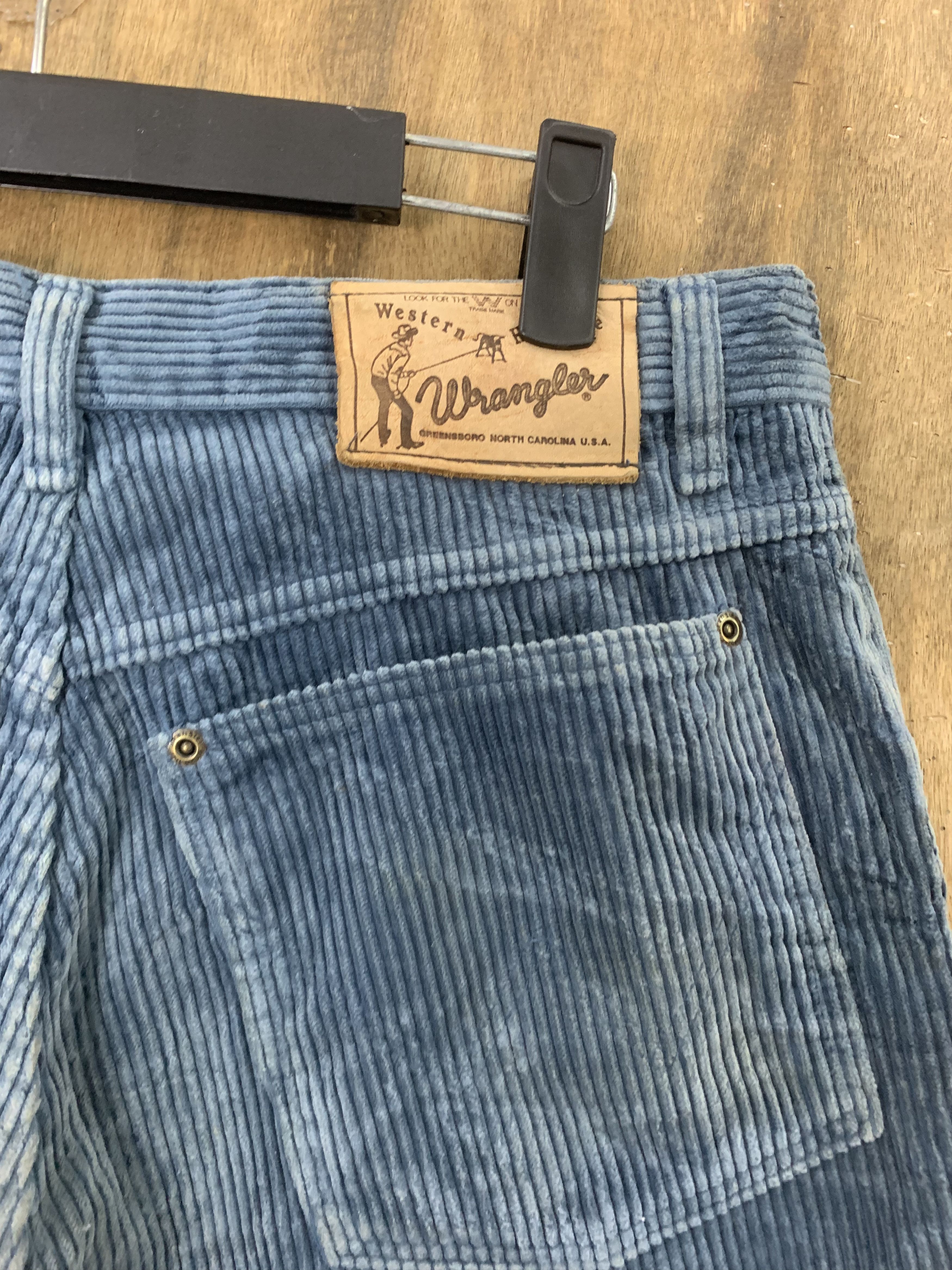 Wrangler Conduroy Pants Wrangler Distressed Vintage Very Rare Size US 30 / EU 46 - 12 Thumbnail