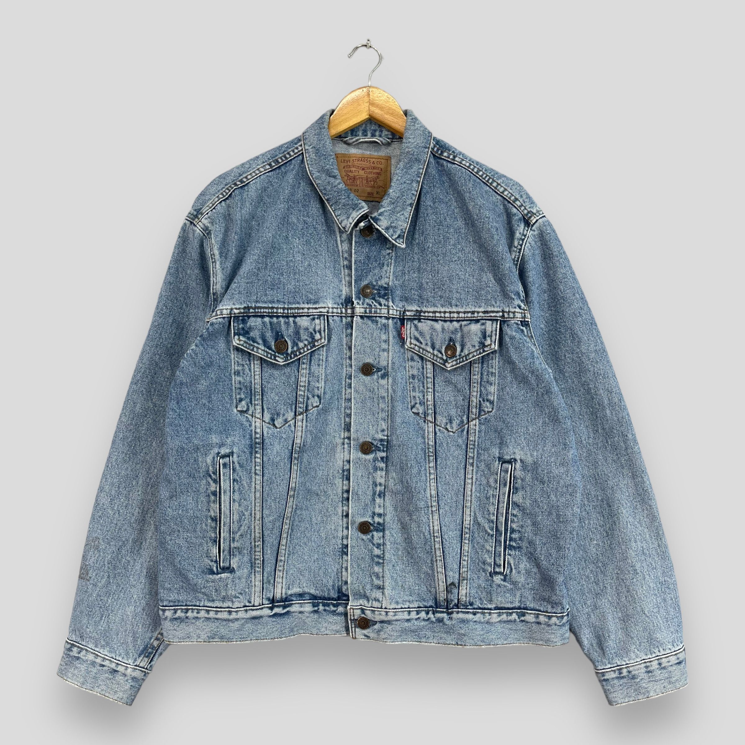 Vintage Vintage 90s LEVIS 70503 Denim Trucker Distressed Jacket Grailed