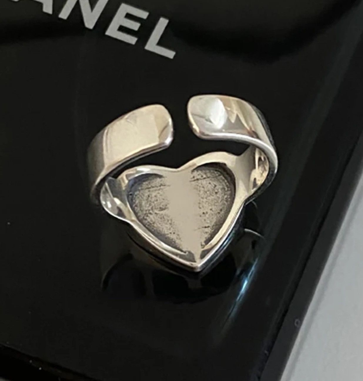 Jewelry Elegant Vintage Black Love Heart Ring Size ONE SIZE - 3 Thumbnail